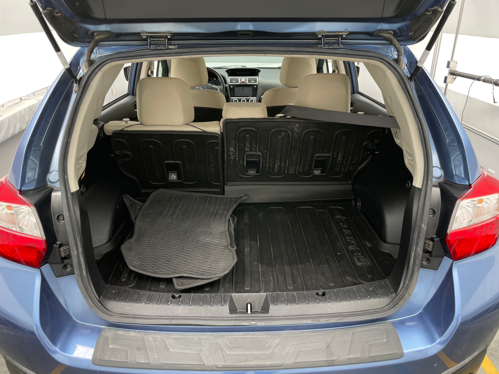 Thumbnail: 2017 Subaru Crosstrek - 7