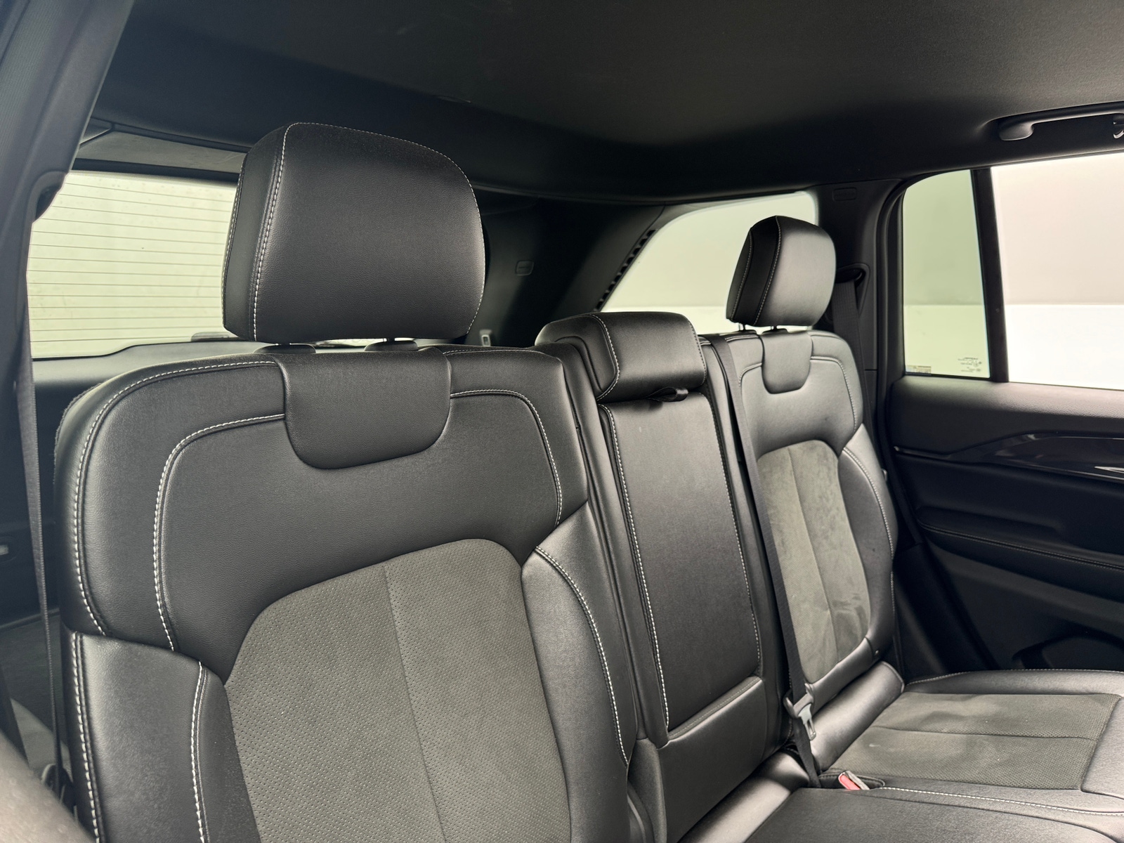 Thumbnail: 2023 Jeep Grand Cherokee - 5