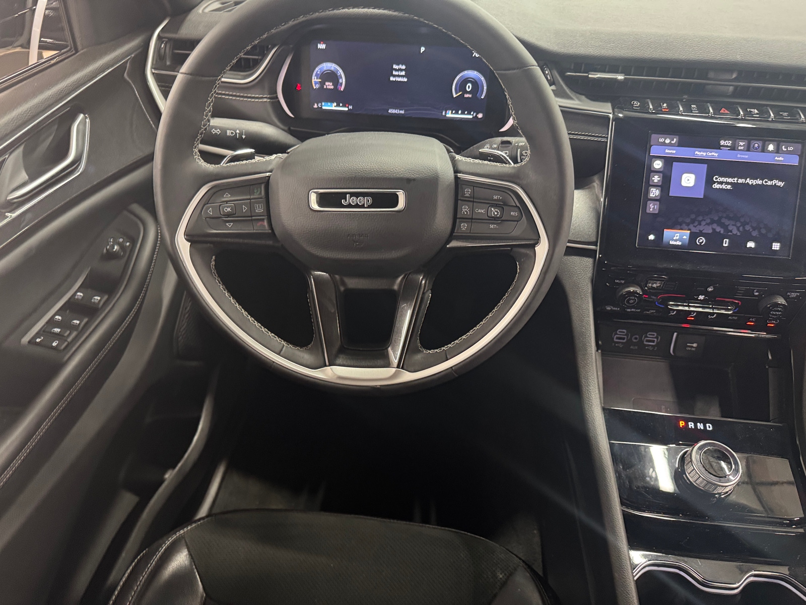 Thumbnail: 2023 Jeep Grand Cherokee - 4