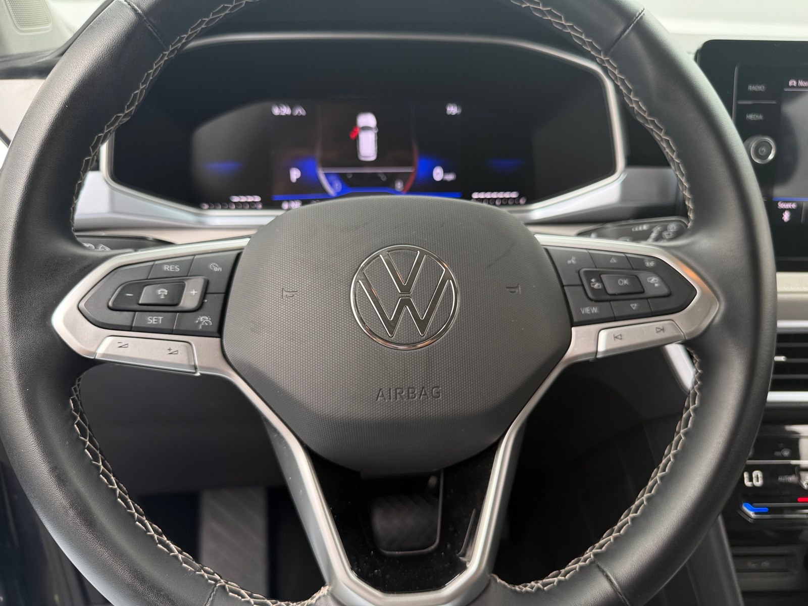 Thumbnail: 2025 Volkswagen Taos - 5