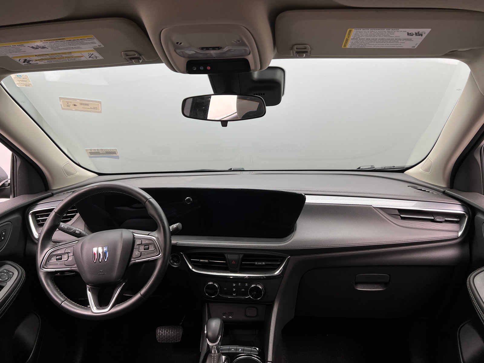Thumbnail: 2025 Buick Encore GX - 2