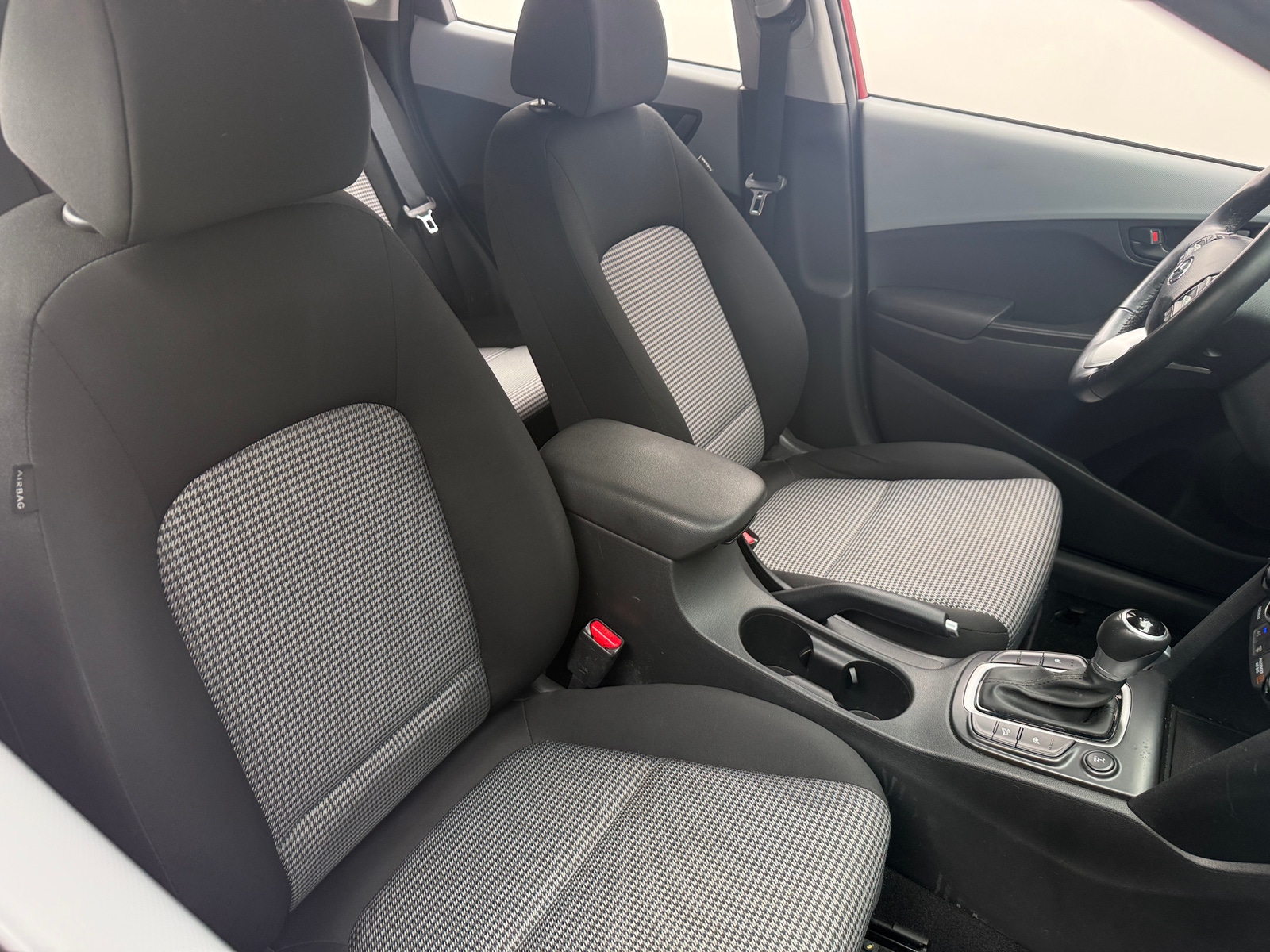 Thumbnail: 2020 Hyundai Kona - 2
