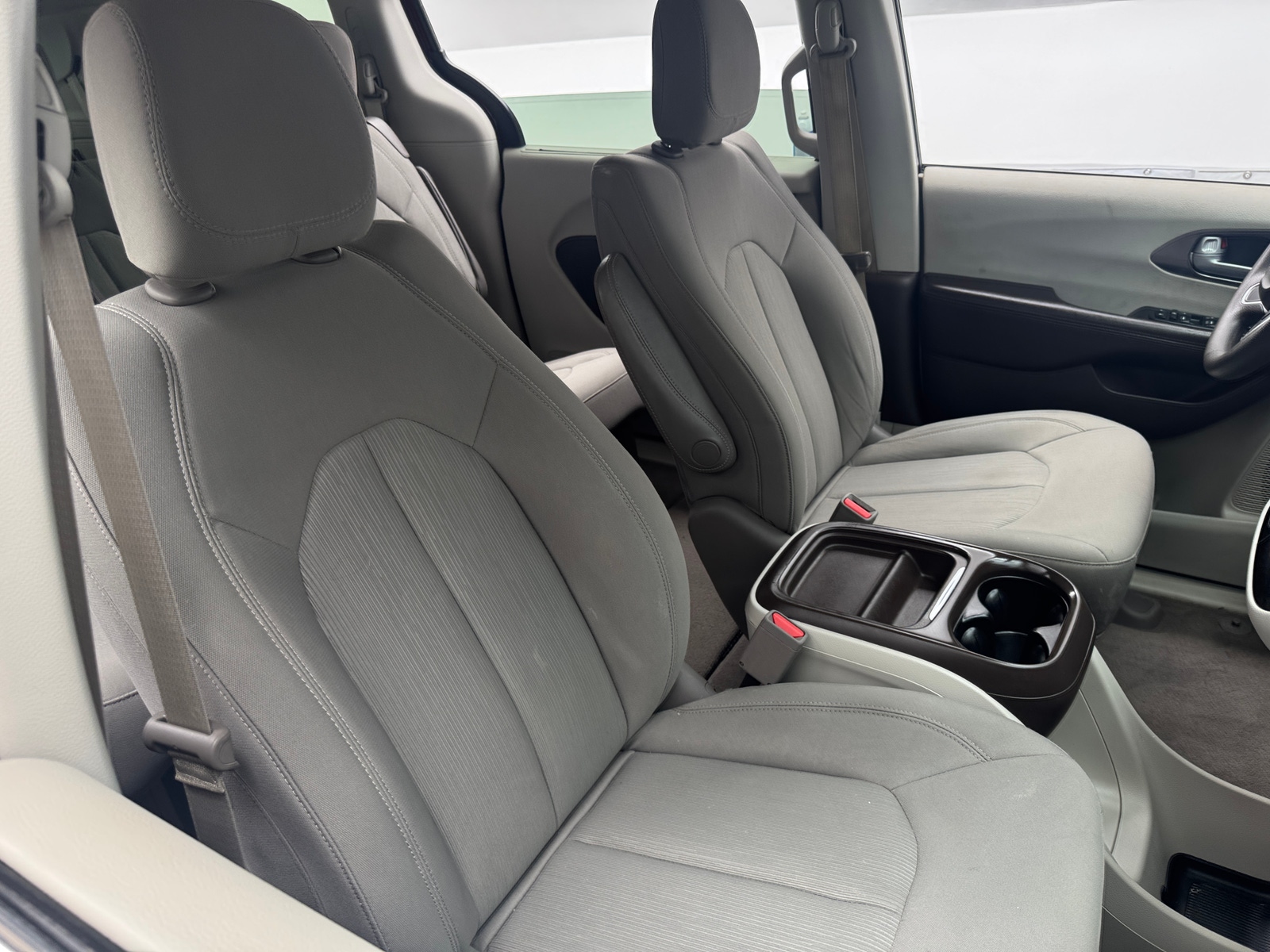 Thumbnail: 2018 Chrysler Pacifica - 2