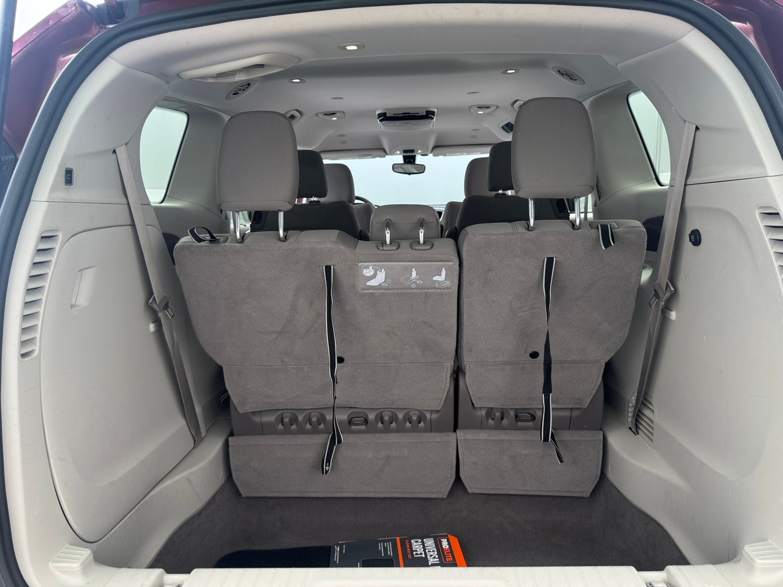Thumbnail: 2018 Chrysler Pacifica - 7