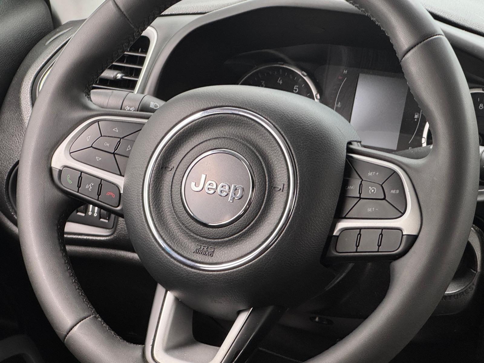 Thumbnail: 2020 Jeep Renegade - 5