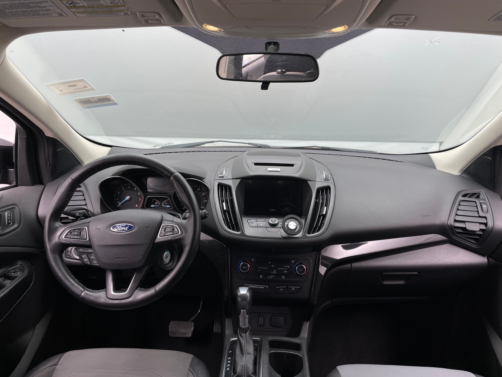 Thumbnail: 2017 Ford Escape - 3