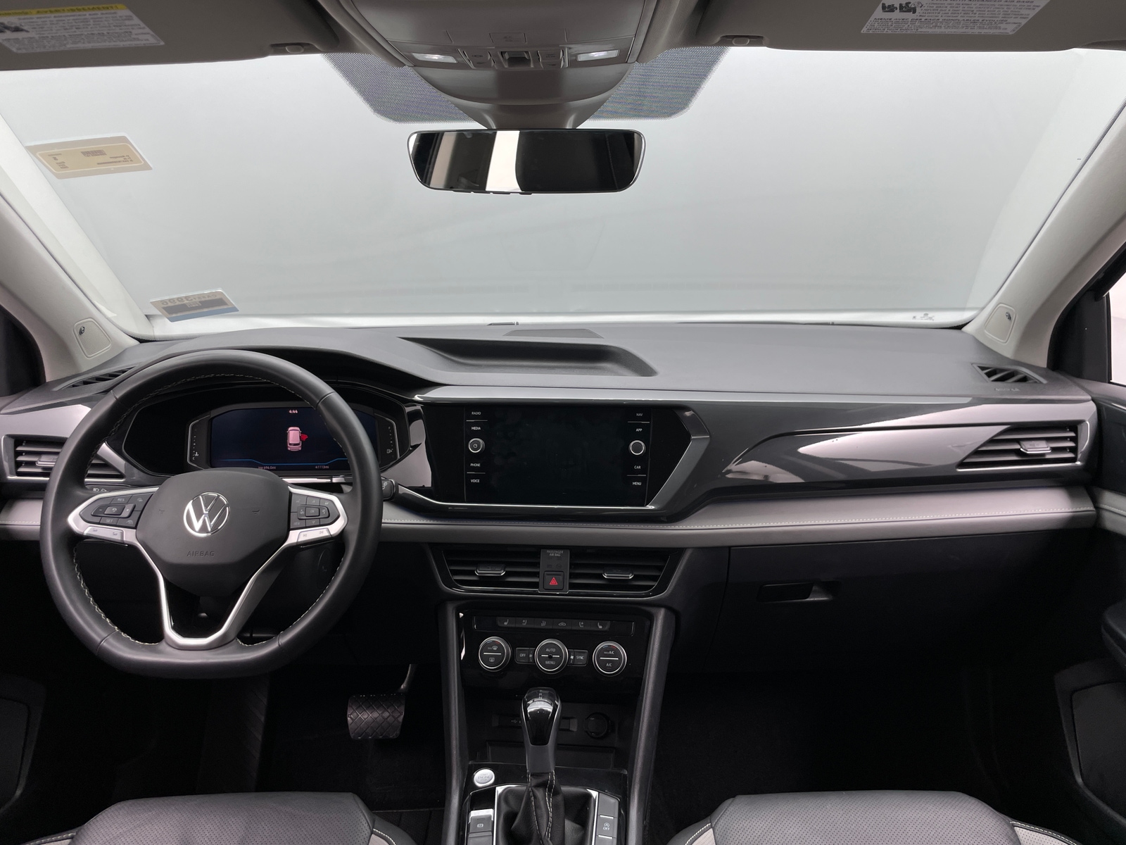 Thumbnail: 2024 Volkswagen Taos - 2