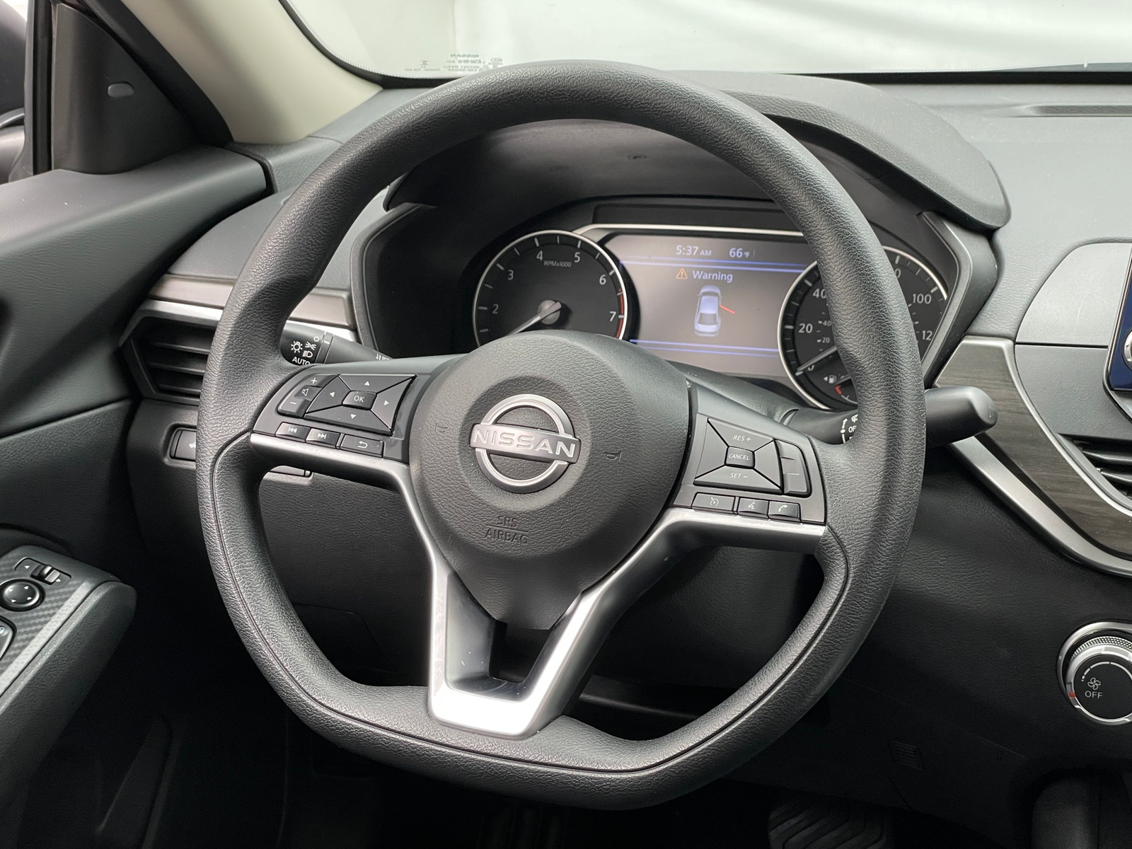Thumbnail: 2025 Nissan Altima - 5