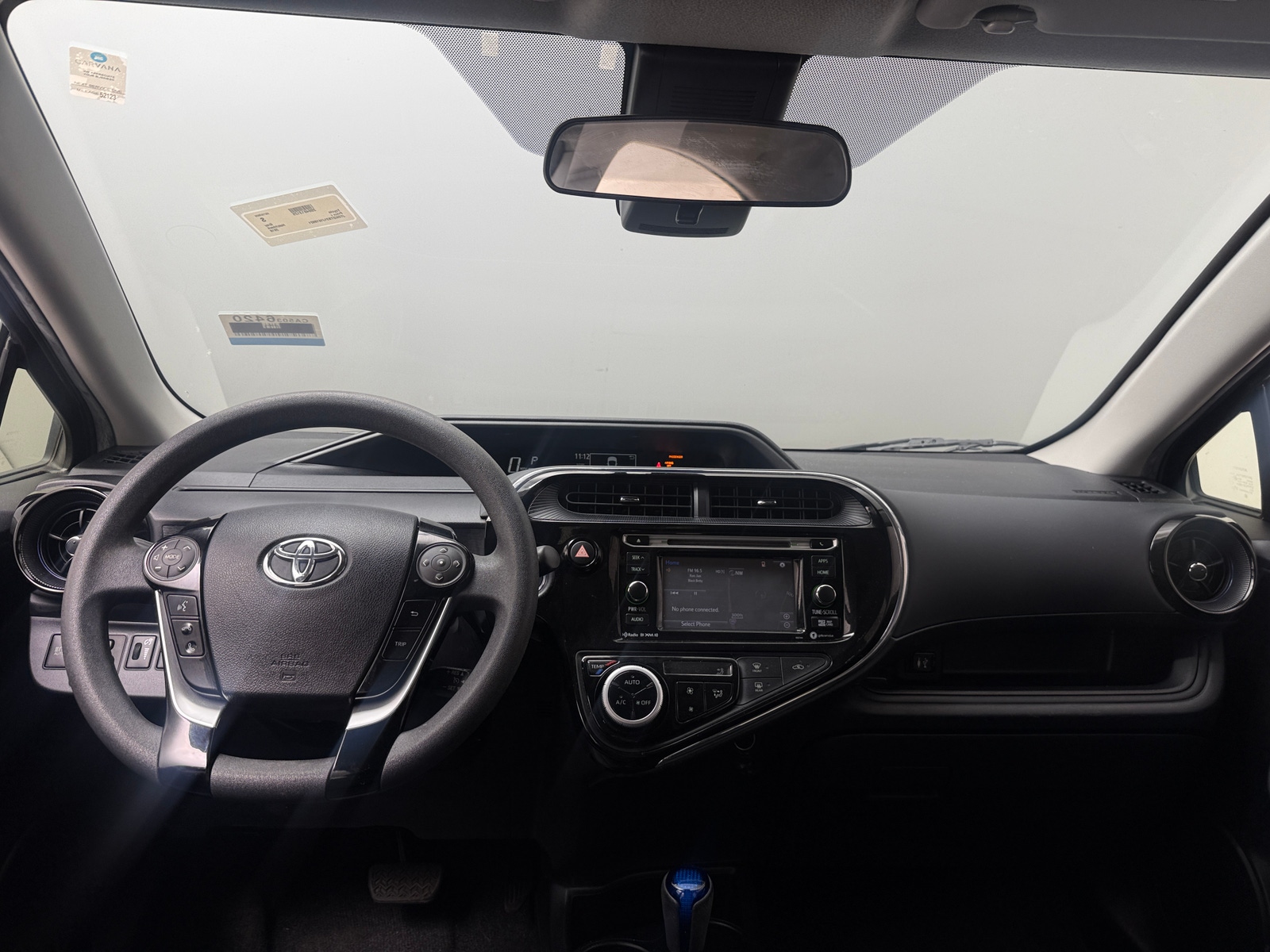 Thumbnail: 2018 Toyota Prius c - 3