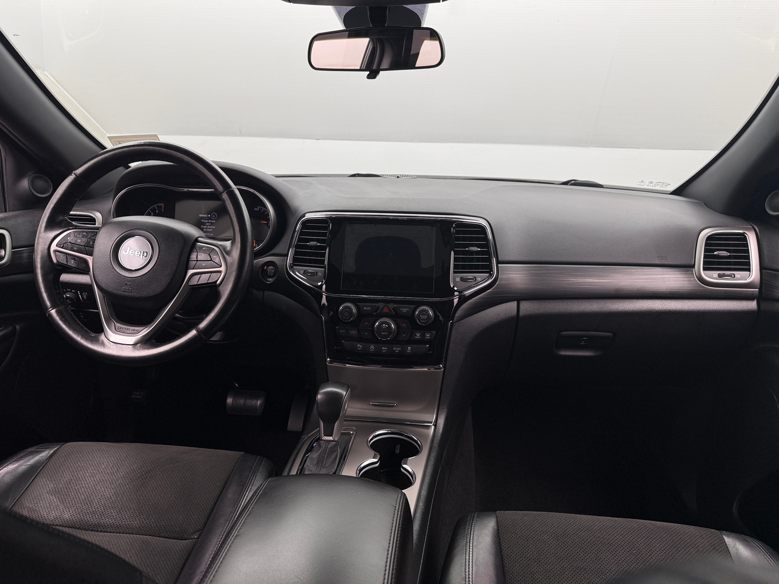 Thumbnail: 2021 Jeep Grand Cherokee - 3