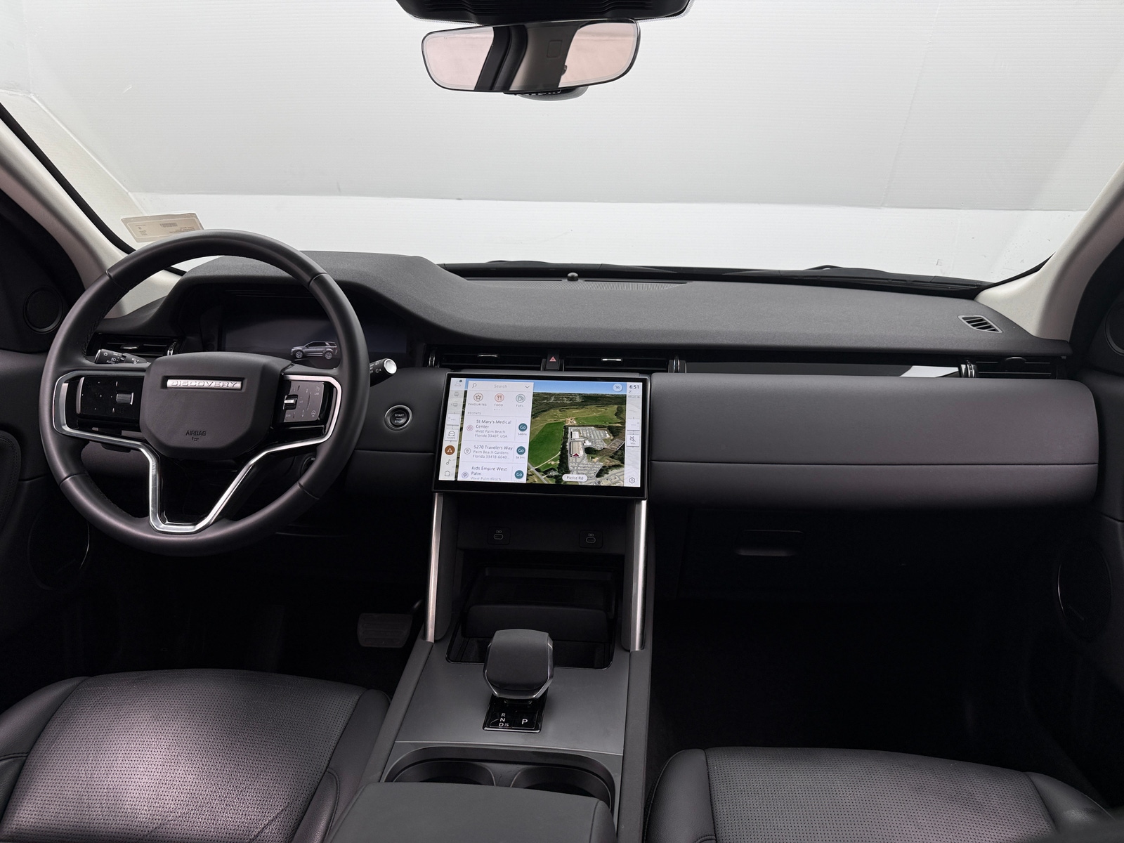 Thumbnail: 2025 Land Rover Discovery Sport - 2