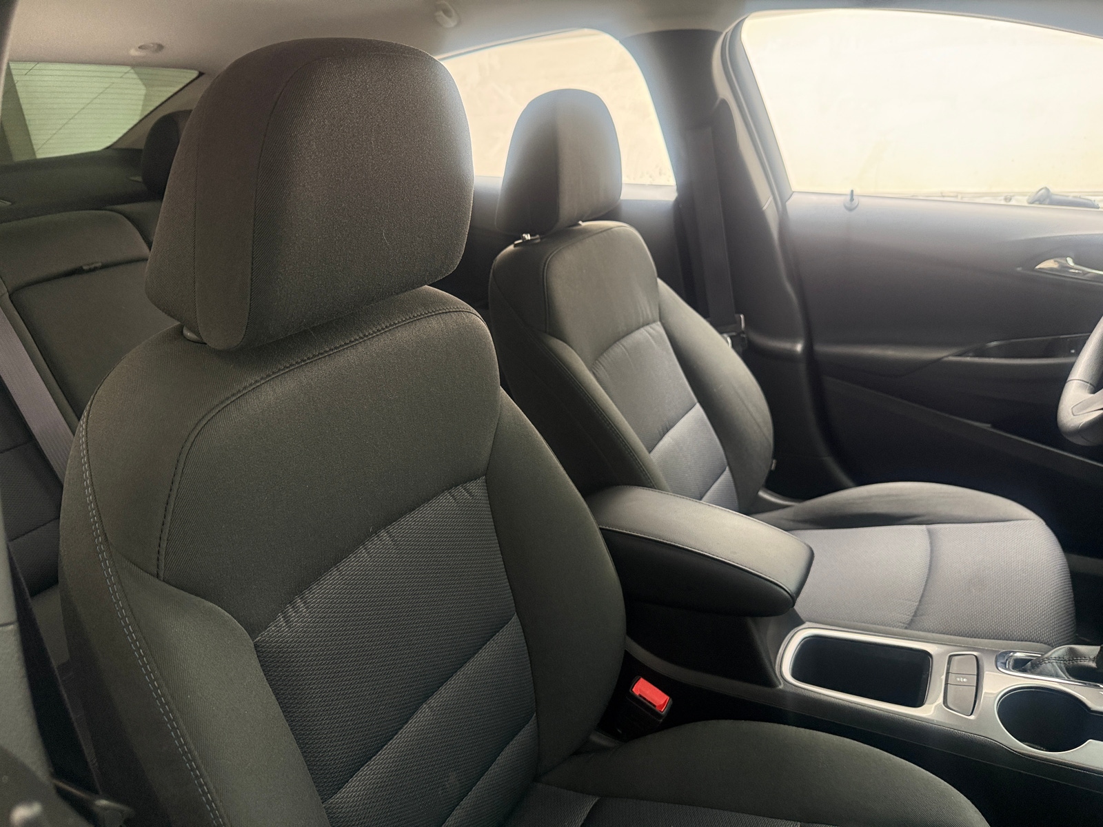 Thumbnail: 2016 Chevrolet Cruze - 2