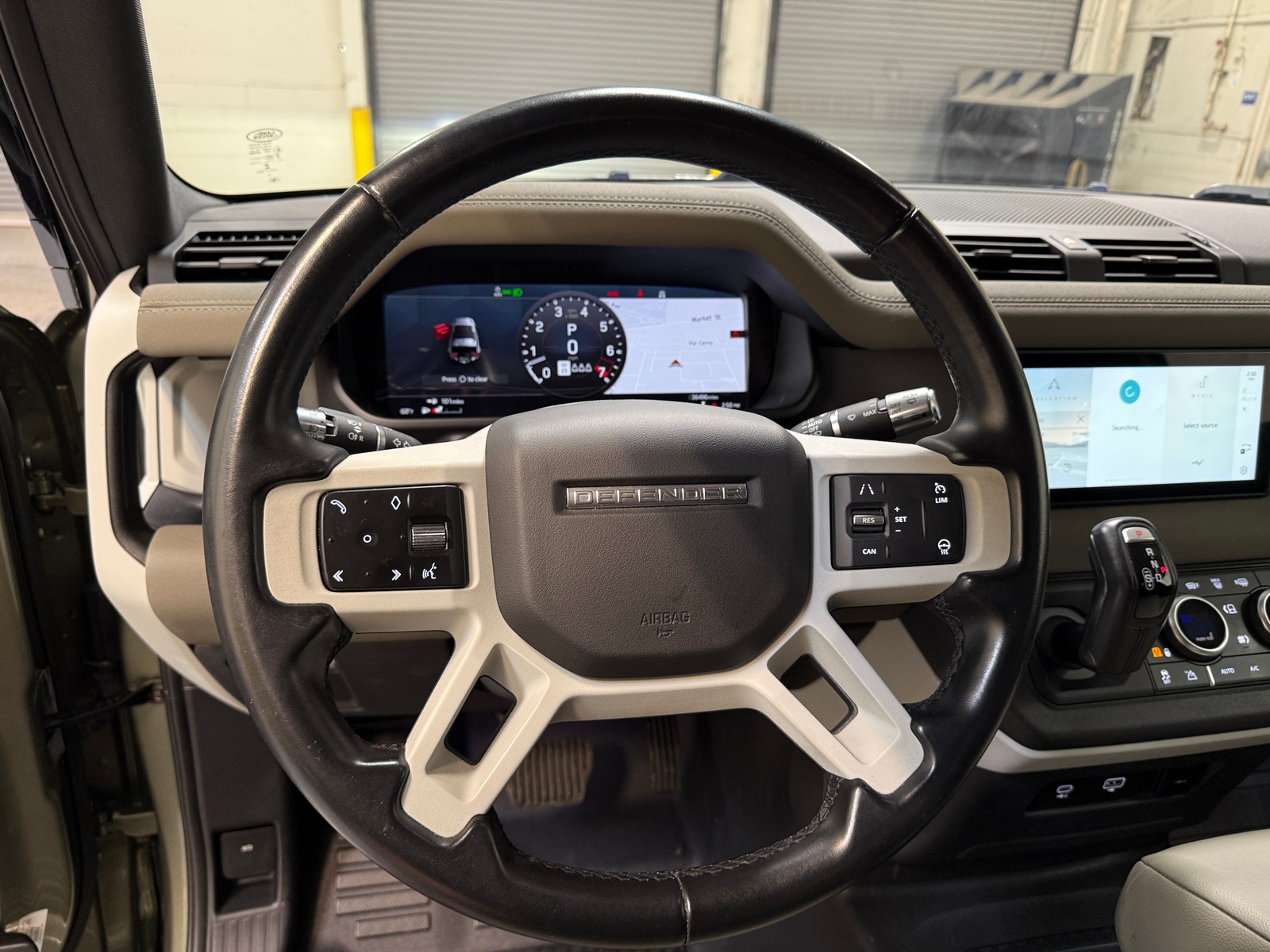 Thumbnail: 2021 Land Rover Defender - 4