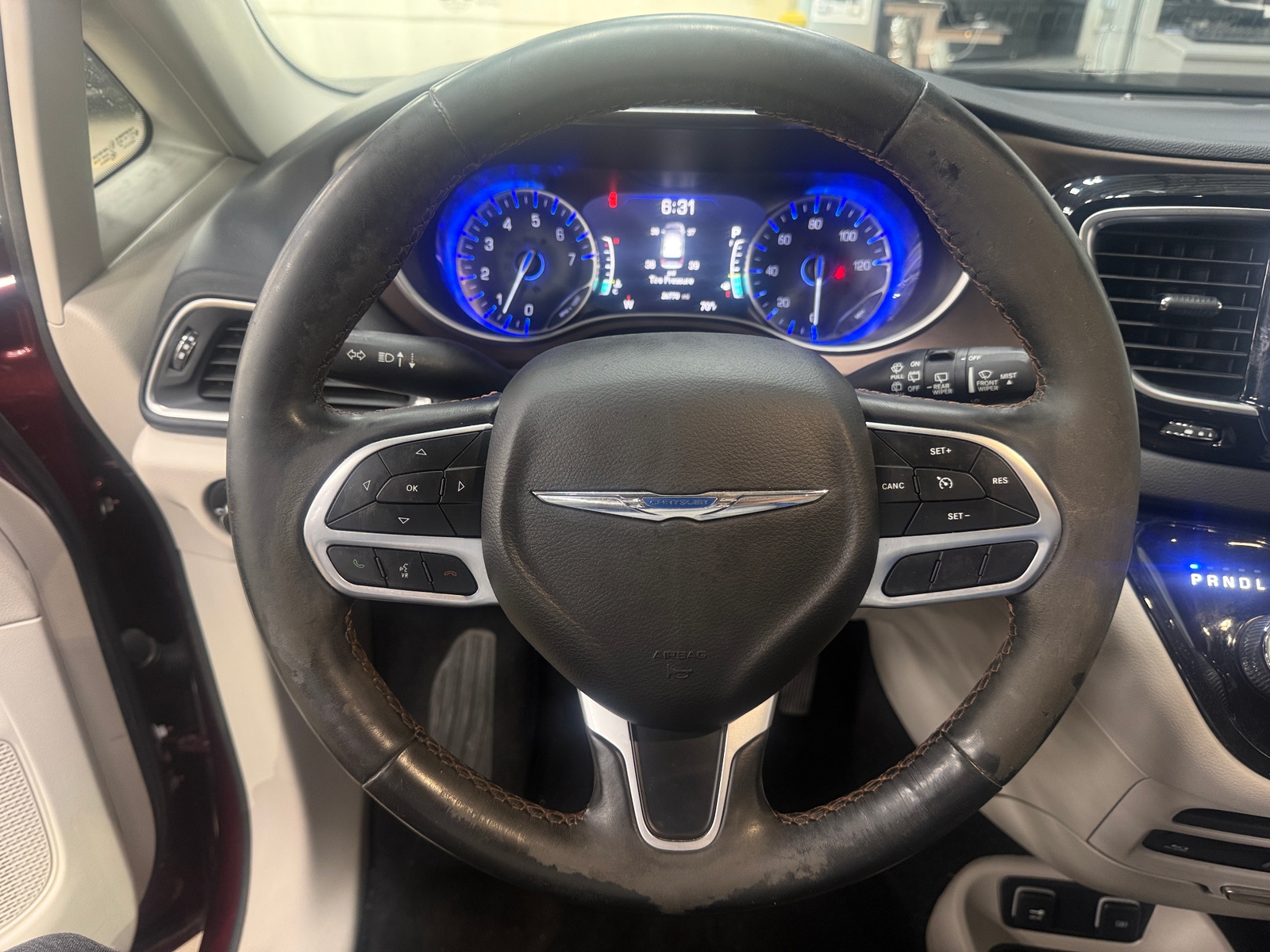 Thumbnail: 2019 Chrysler Pacifica - 4