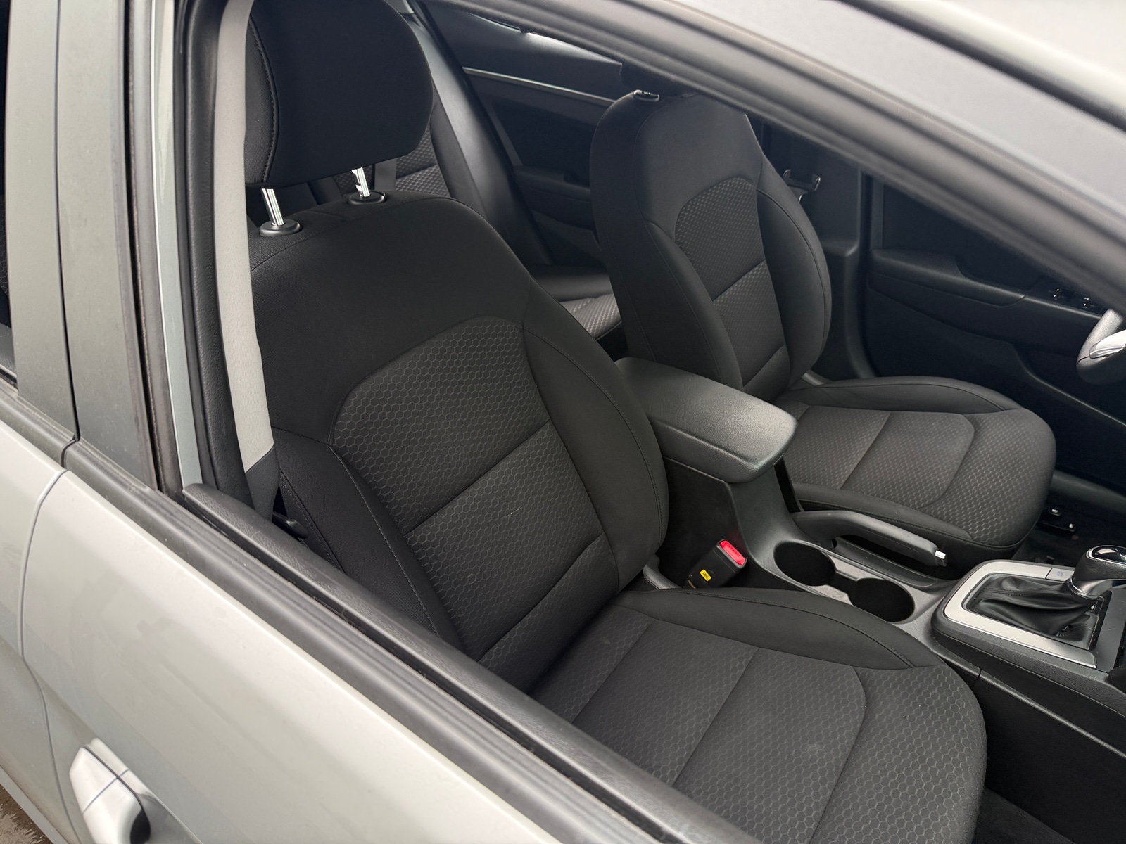 Thumbnail: 2019 Hyundai Elantra - 2