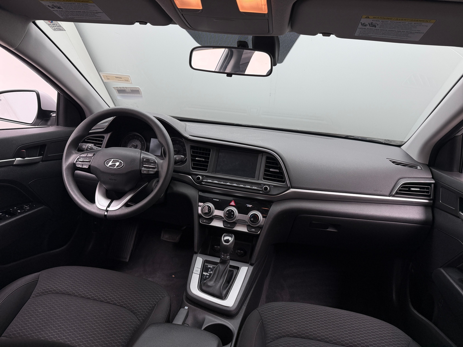 Thumbnail: 2019 Hyundai Elantra - 3