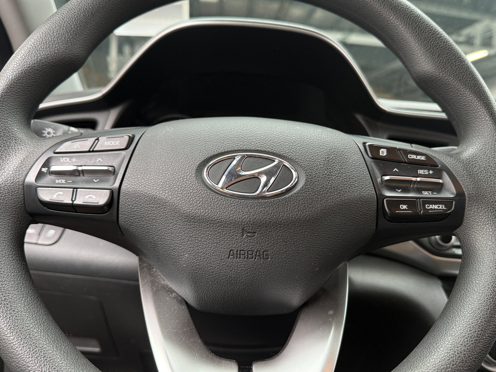 Thumbnail: 2019 Hyundai Elantra - 5