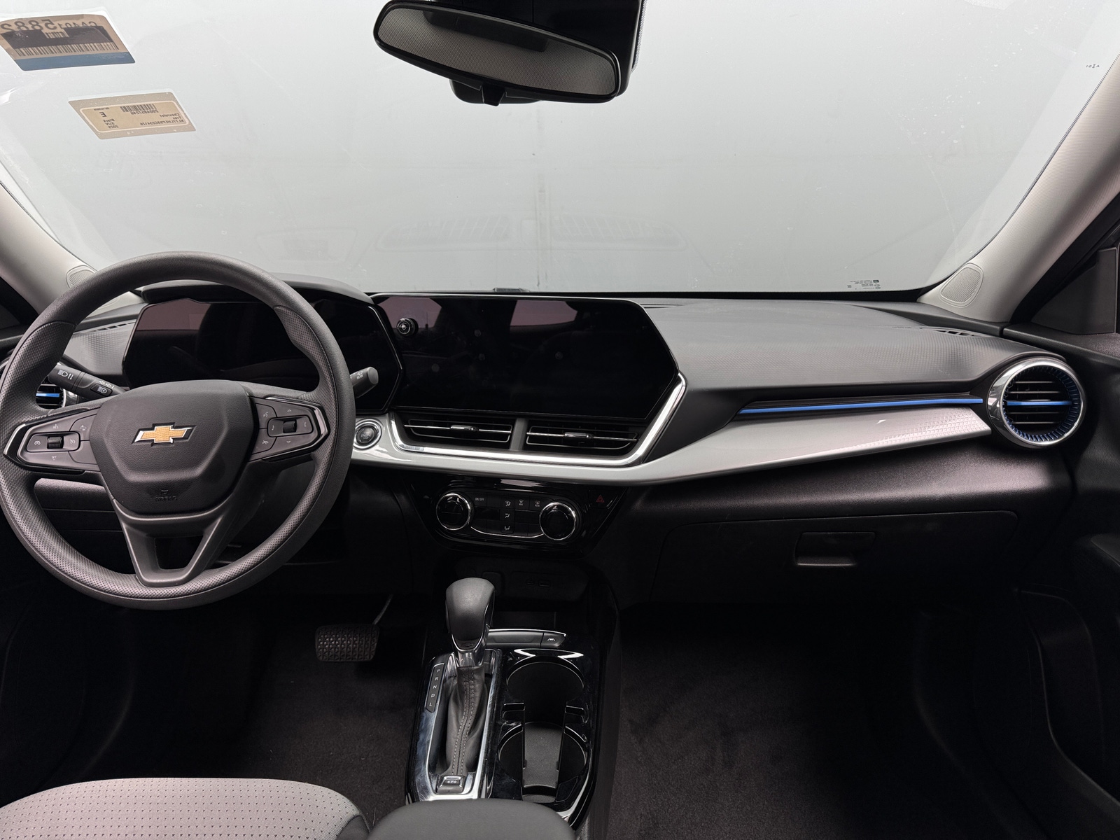 Thumbnail: 2025 Chevrolet Trax - 3