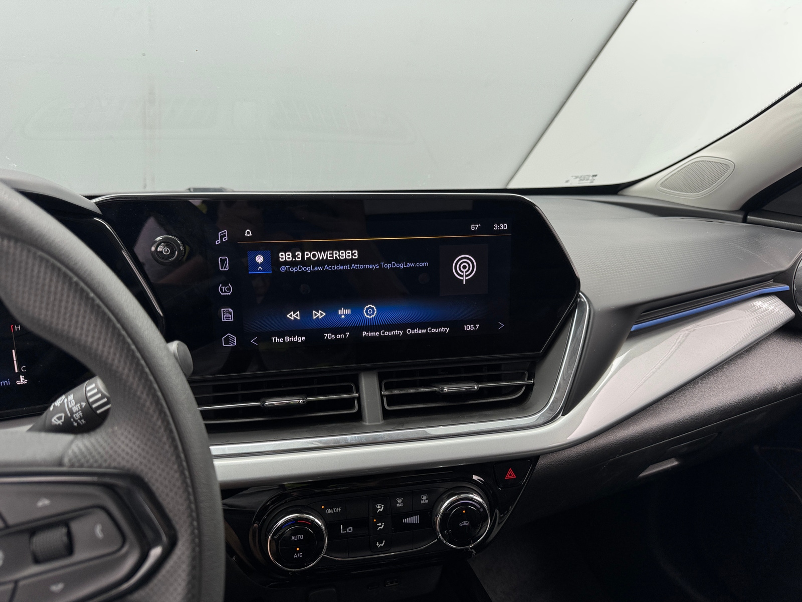 Thumbnail: 2025 Chevrolet Trax - 4