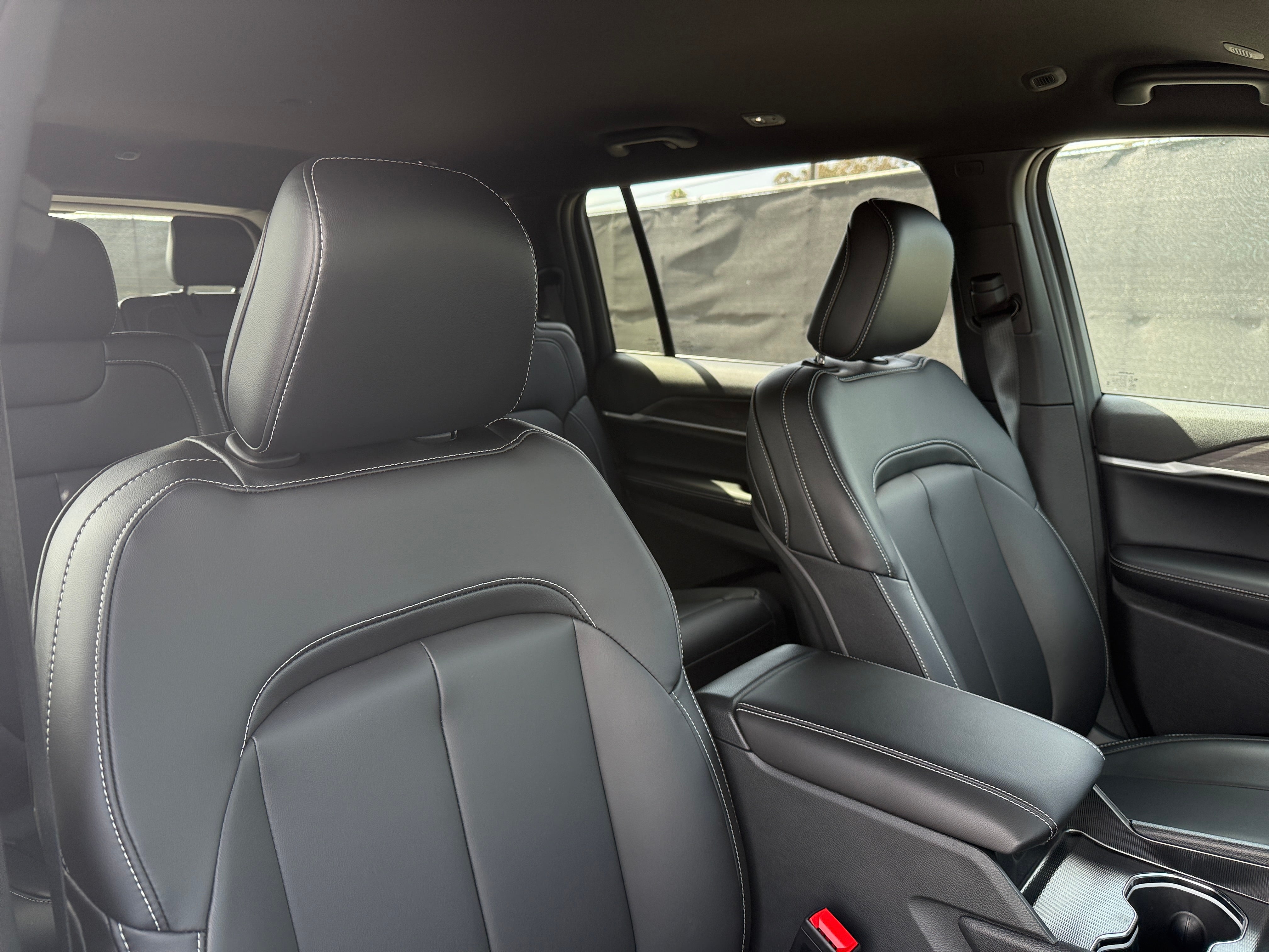 2026 Jeep Grand Cherokee L Limited - Photo 4