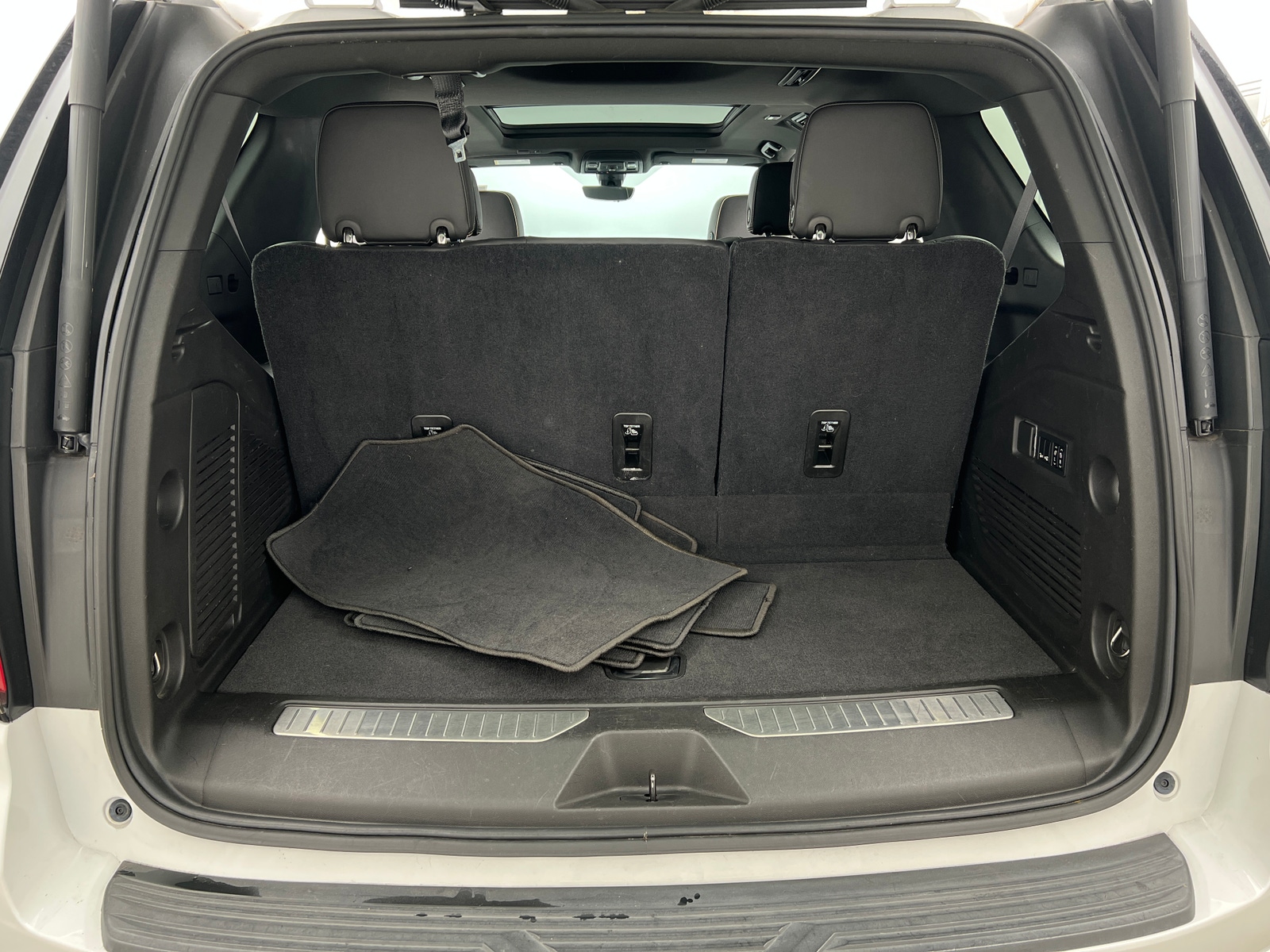 Thumbnail: 2021 Chevrolet Tahoe - 6