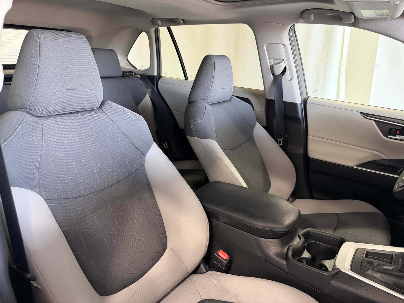 Thumbnail: 2019 Toyota RAV4 - 2