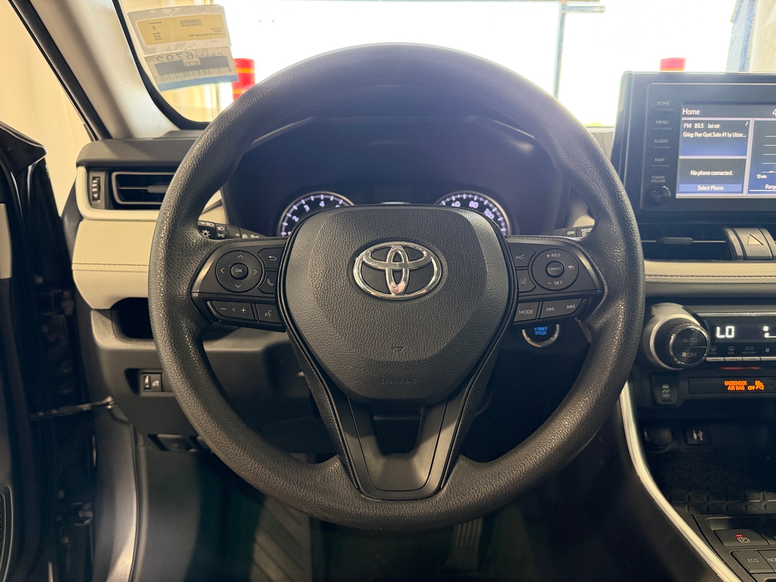 Thumbnail: 2019 Toyota RAV4 - 5
