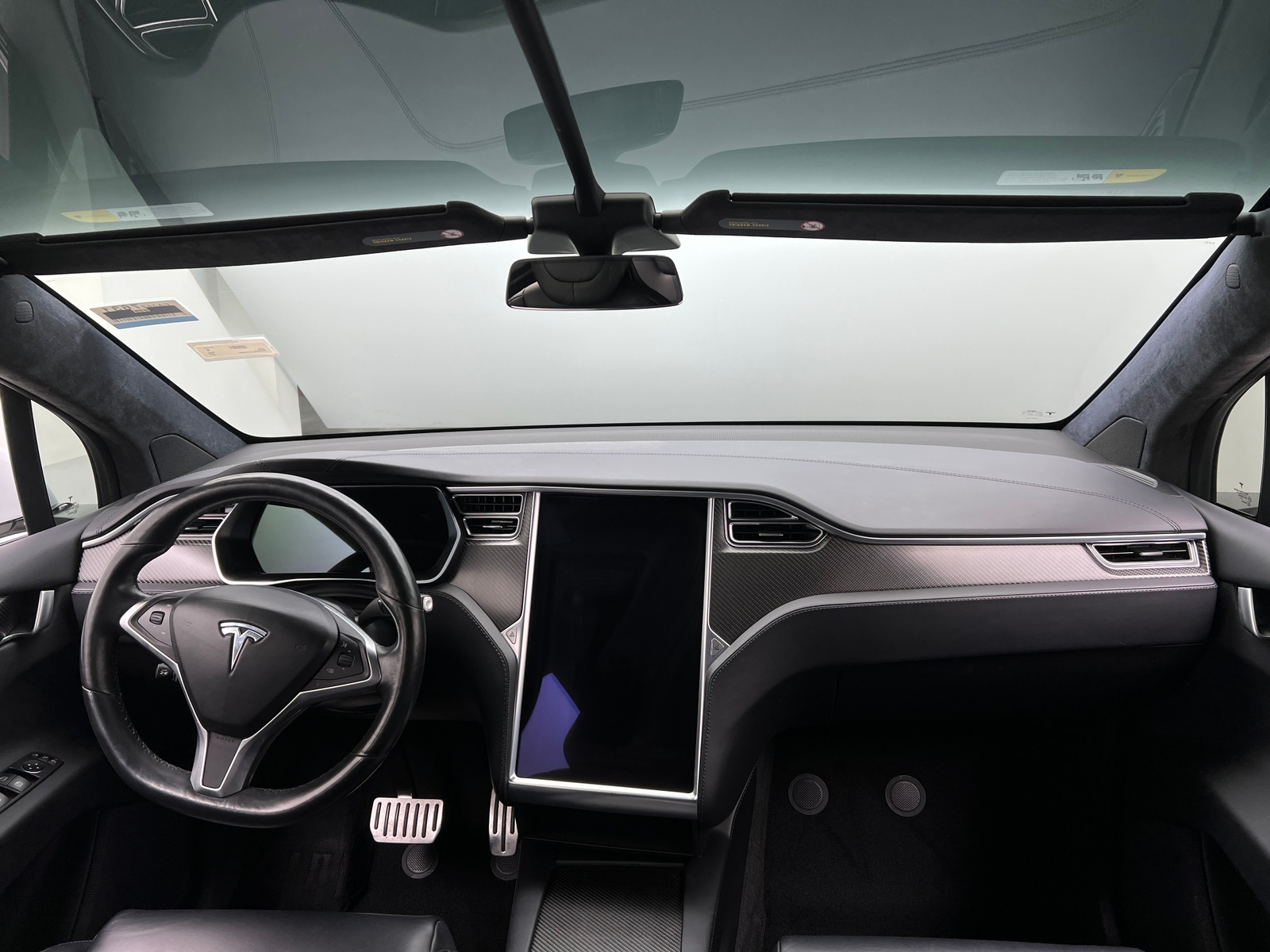 Thumbnail: 2017 Tesla Model X - 2