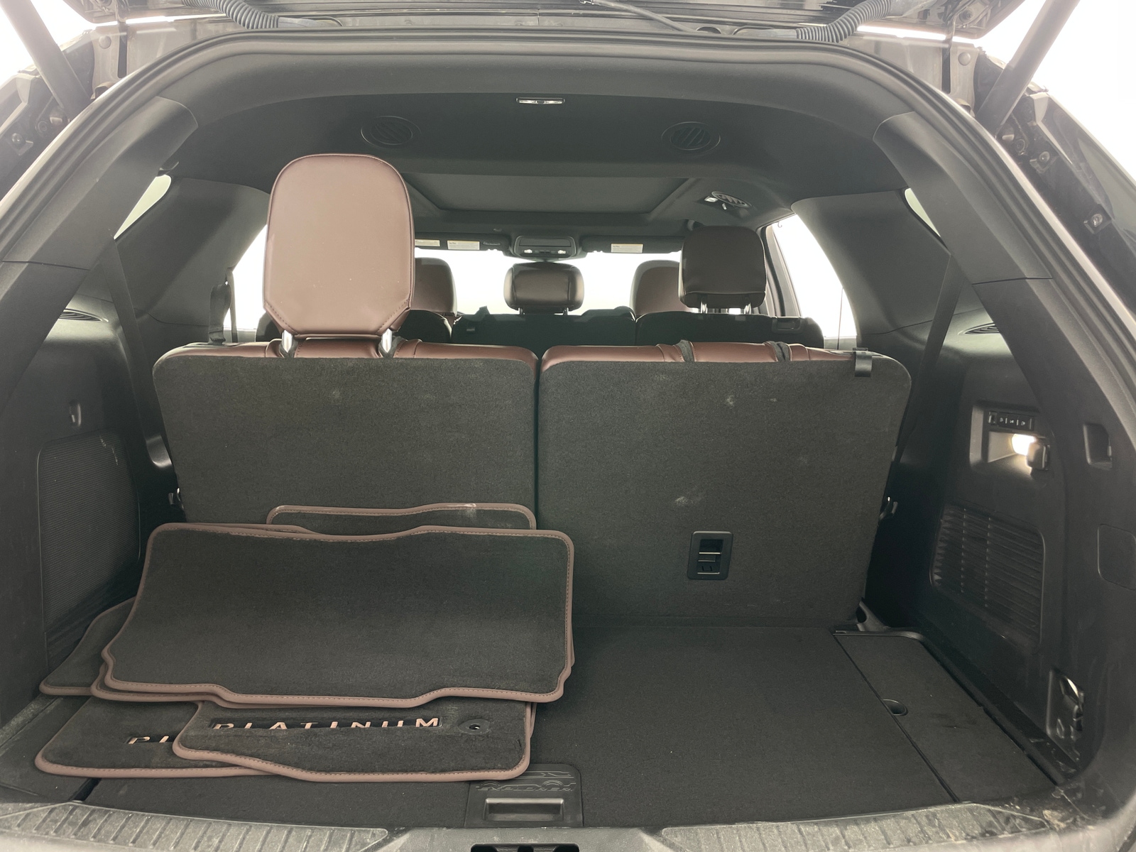 Thumbnail: 2021 Ford Explorer - 6