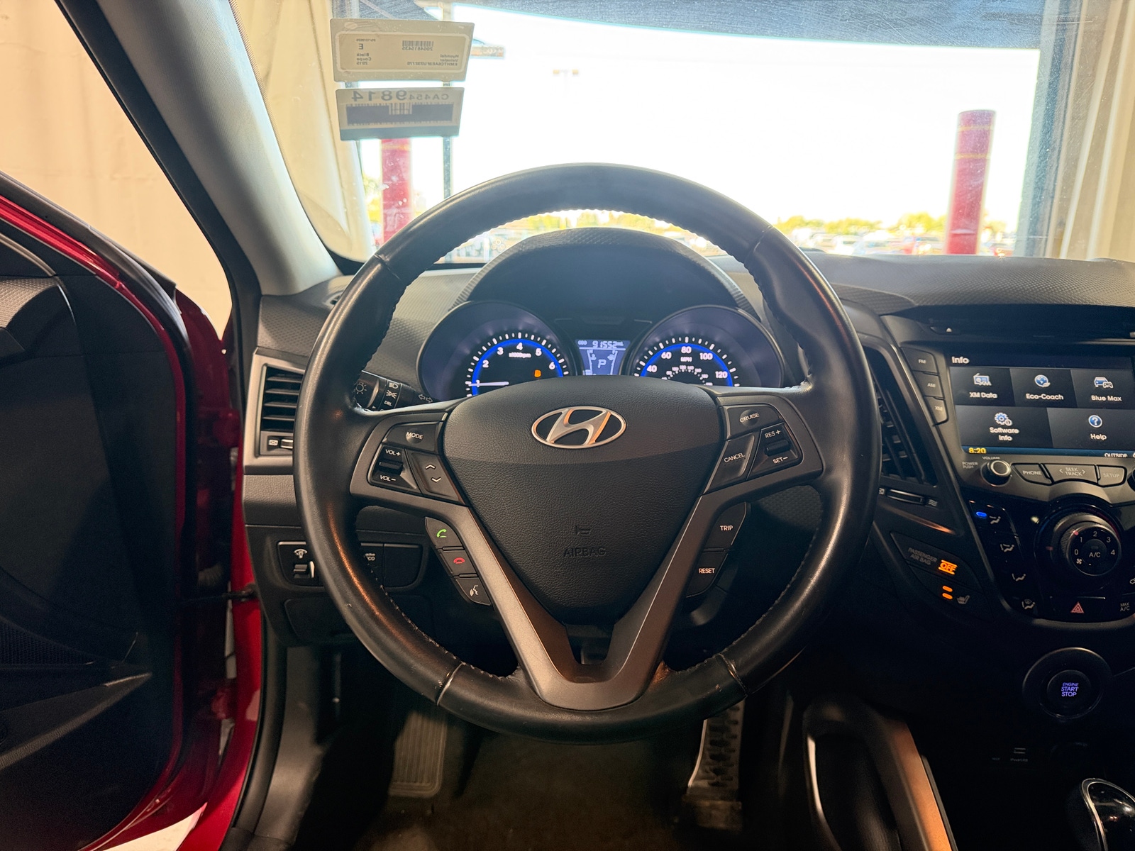 Thumbnail: 2015 Hyundai Veloster - 4