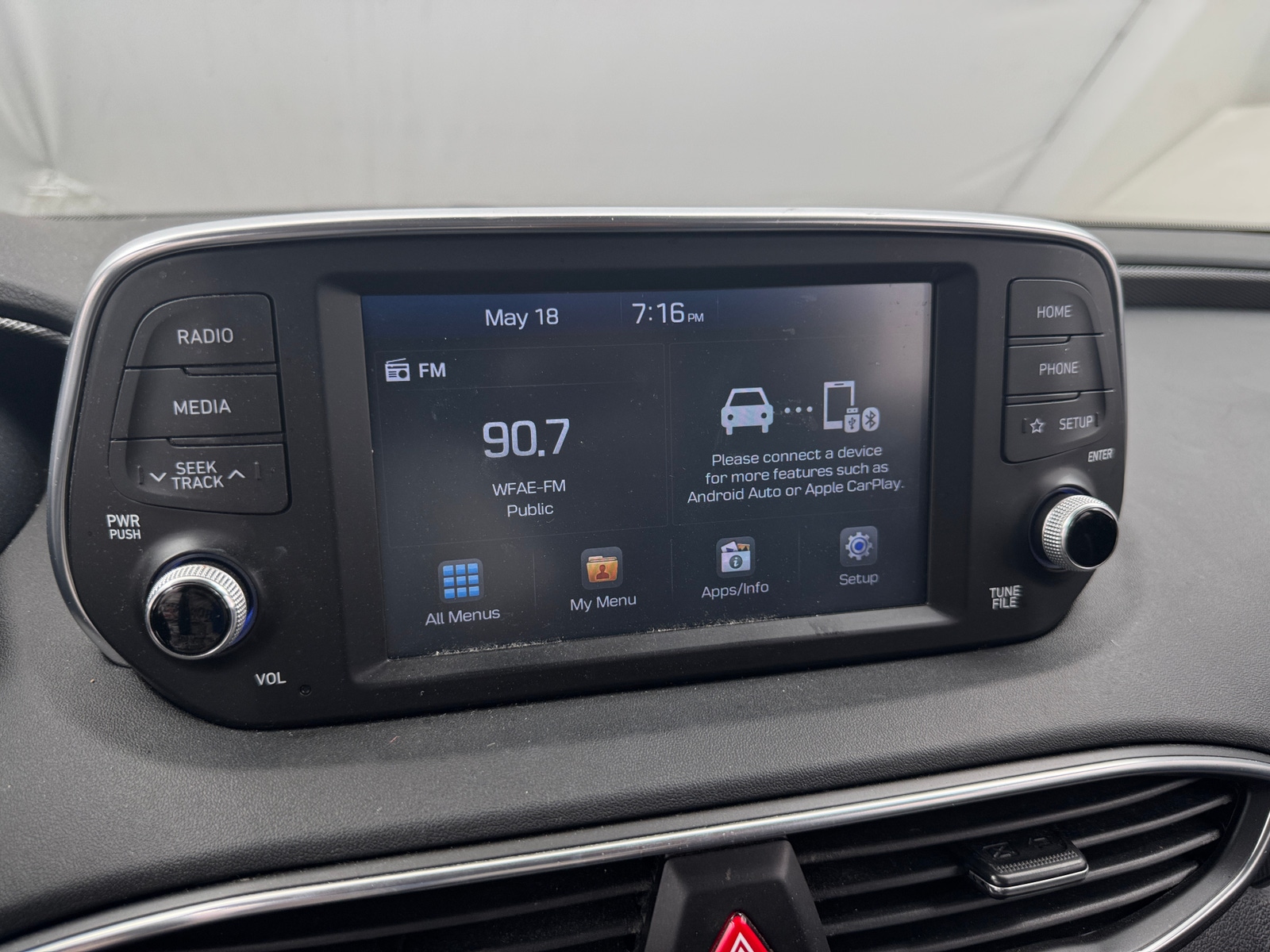 Thumbnail: 2019 Hyundai Santa Fe - 4