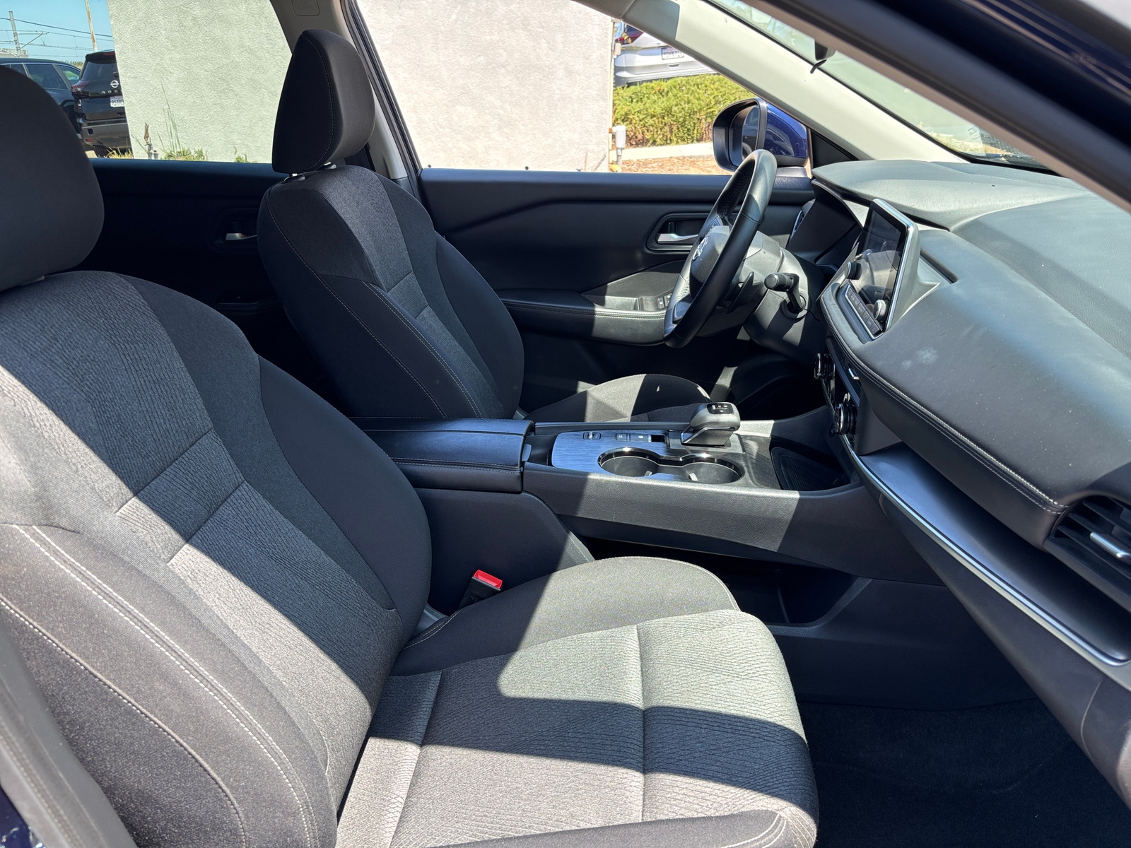 Thumbnail: 2025 Nissan Rogue - 2