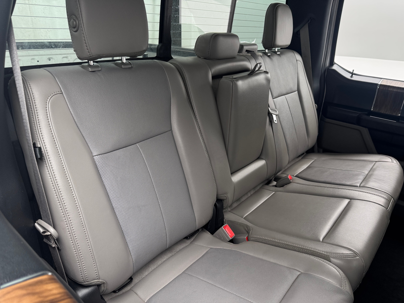 Thumbnail: 2019 Ford Econoline - 5