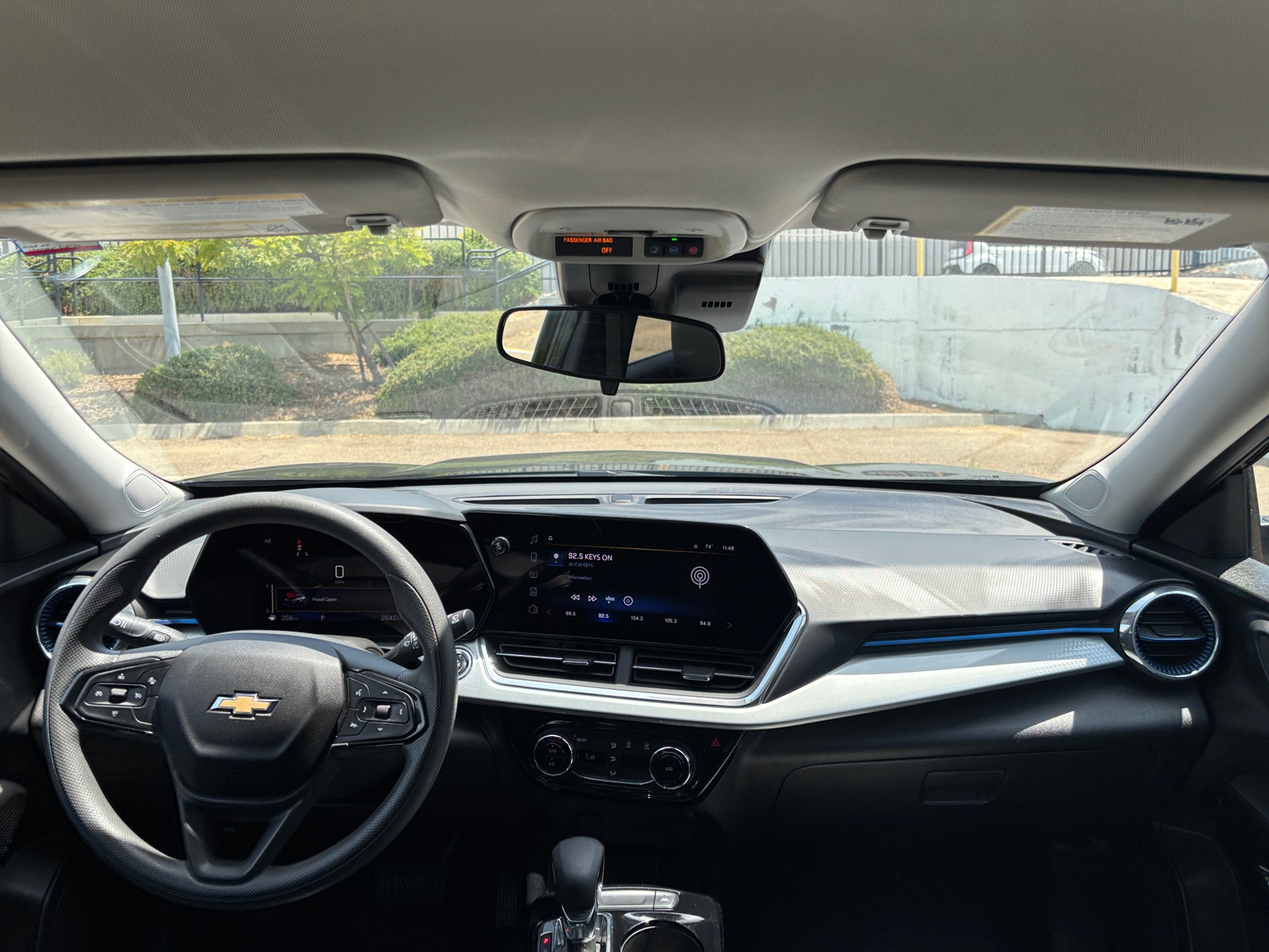 Thumbnail: 2025 Chevrolet Trax - 3