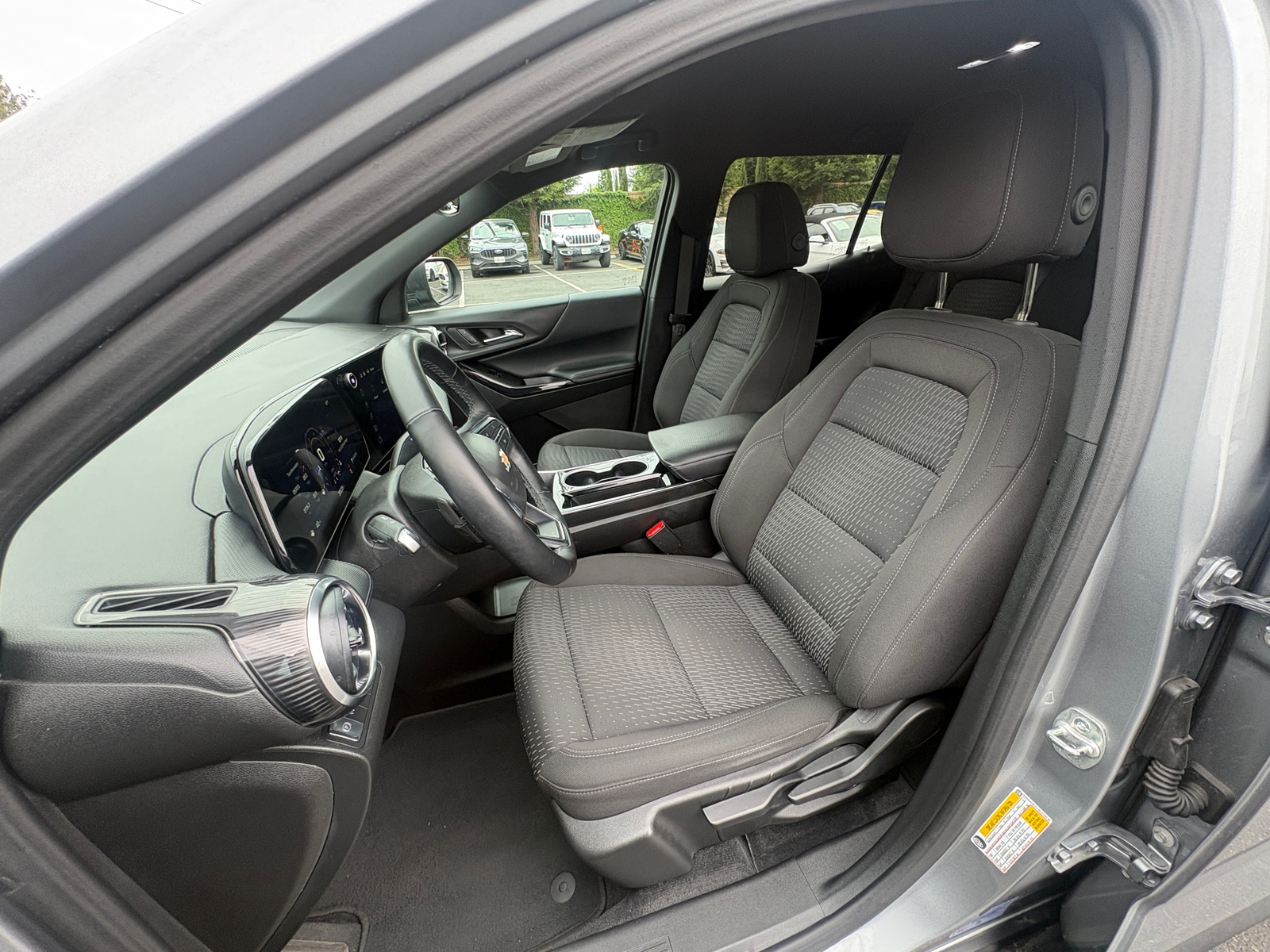 Thumbnail: 2025 Chevrolet Equinox - 2