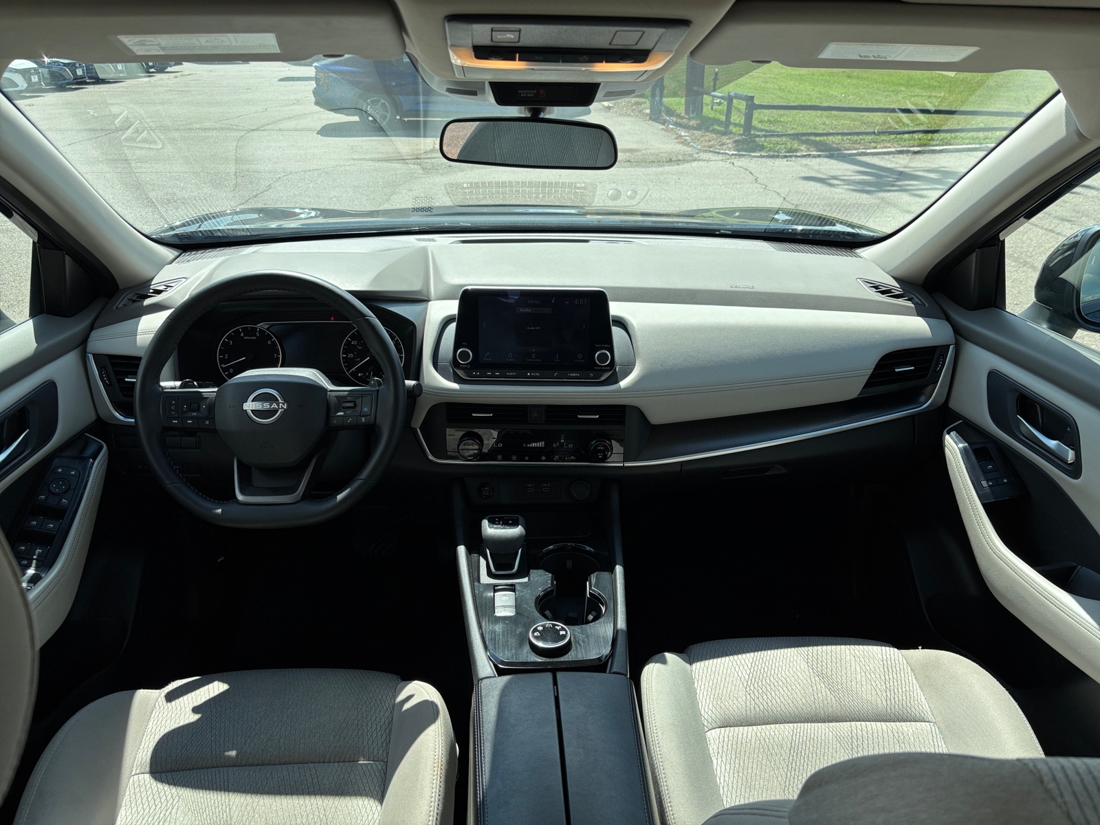 Thumbnail: 2025 Nissan Rogue - 3