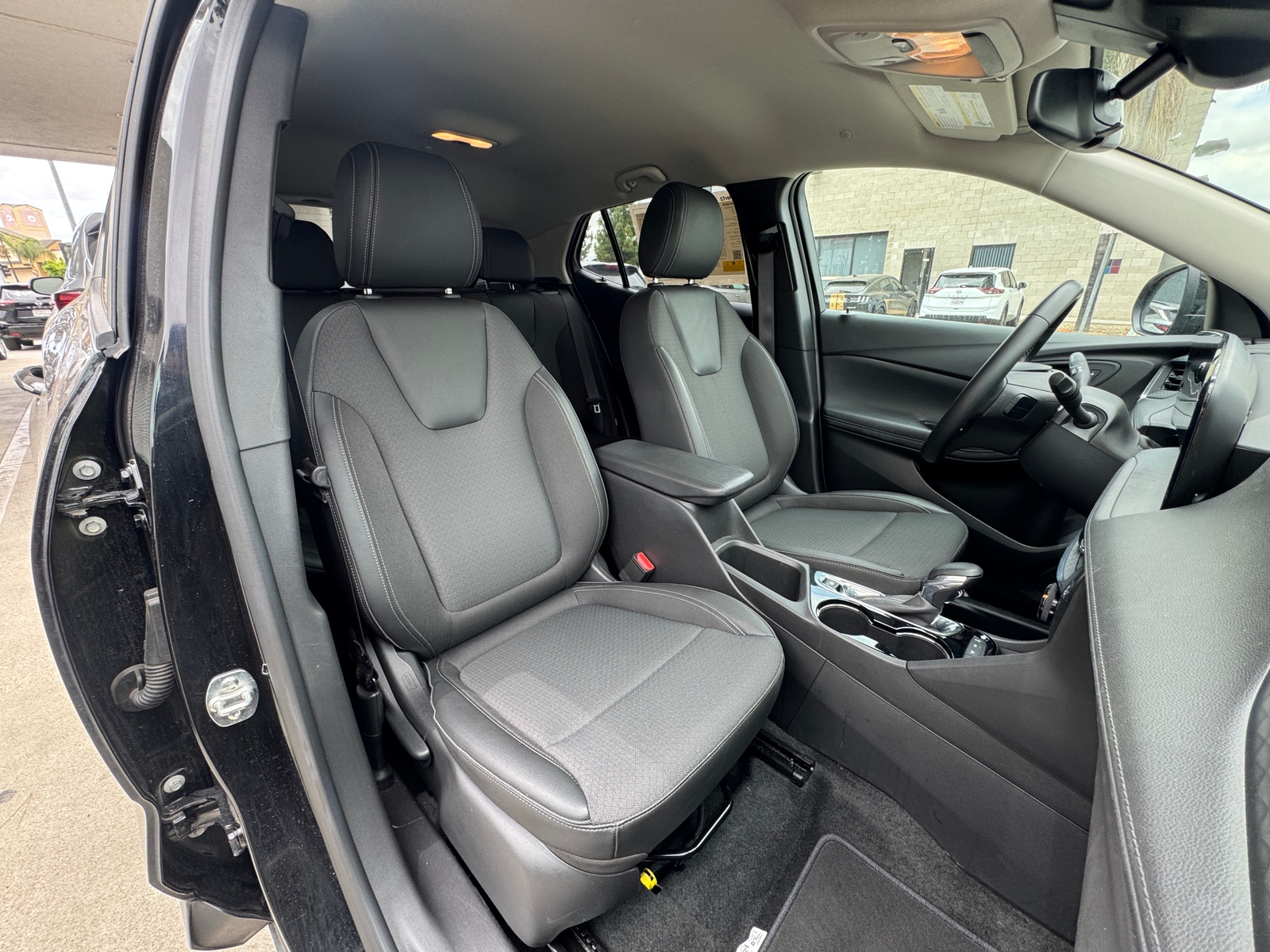 Thumbnail: 2025 Buick Encore GX - 2