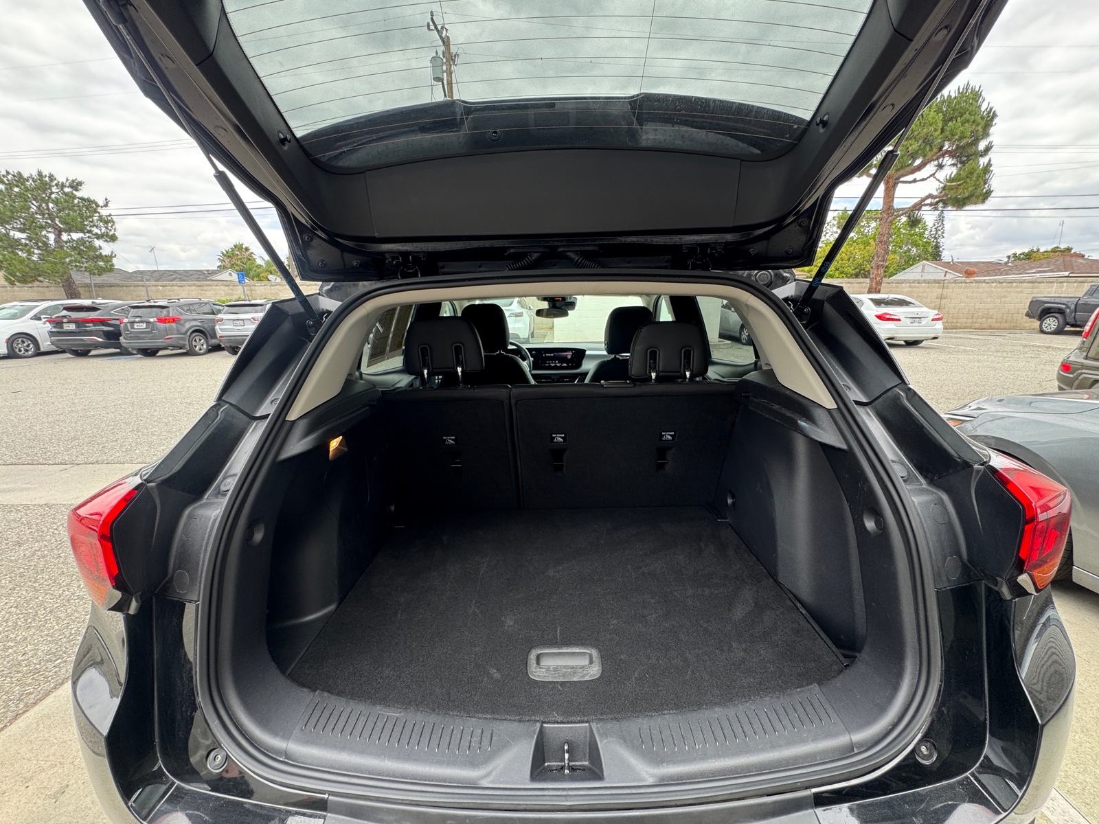 Thumbnail: 2025 Buick Encore GX - 6