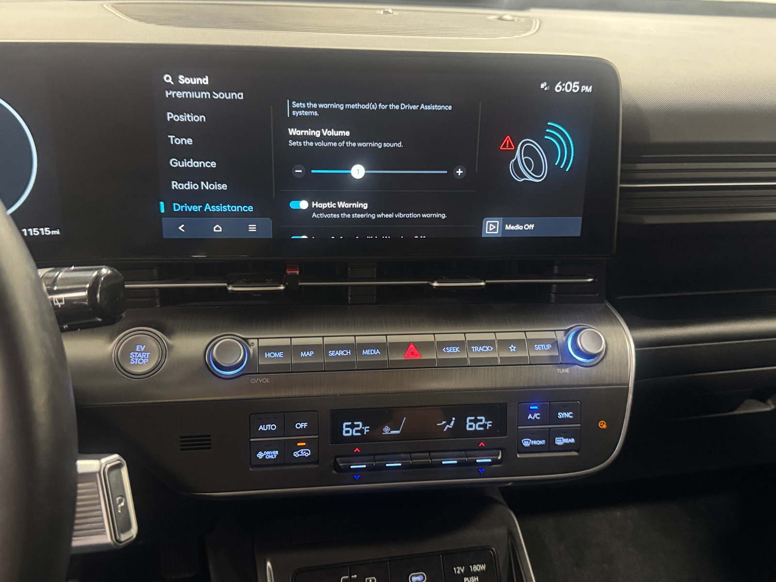 Thumbnail: 2024 Hyundai Kona - 4