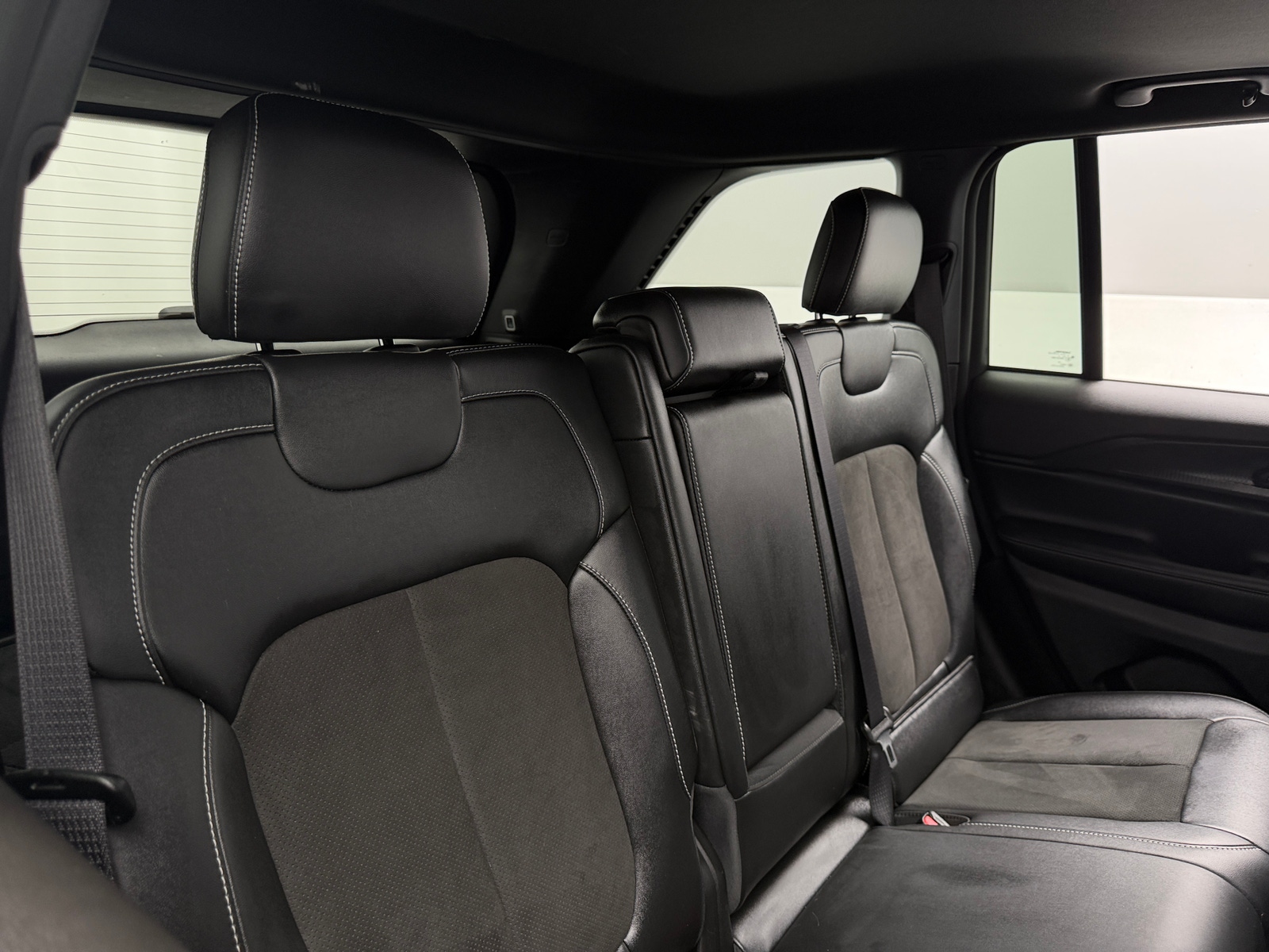 Thumbnail: 2023 Jeep Grand Cherokee - 5