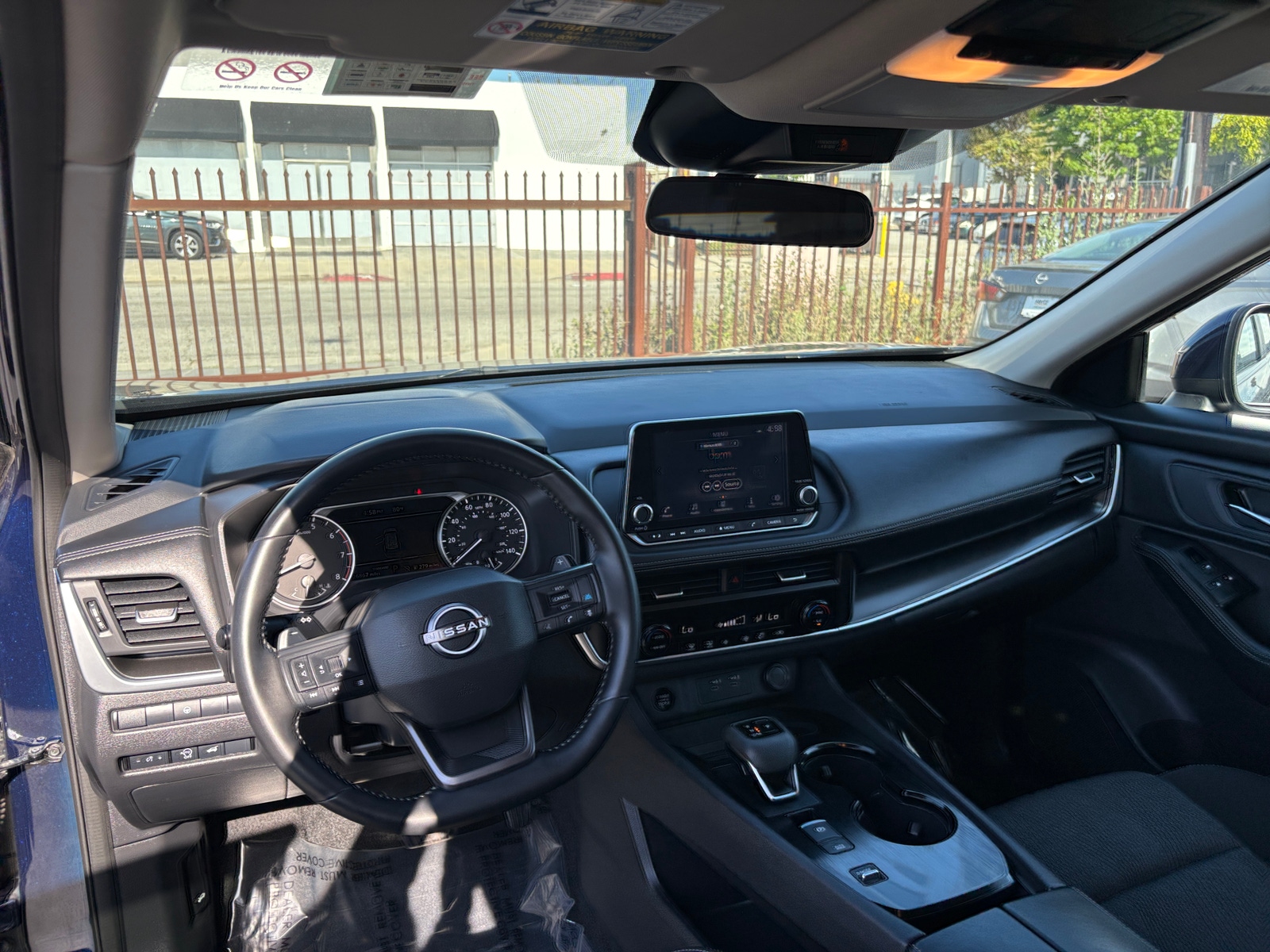 Thumbnail: 2025 Nissan Rogue - 3