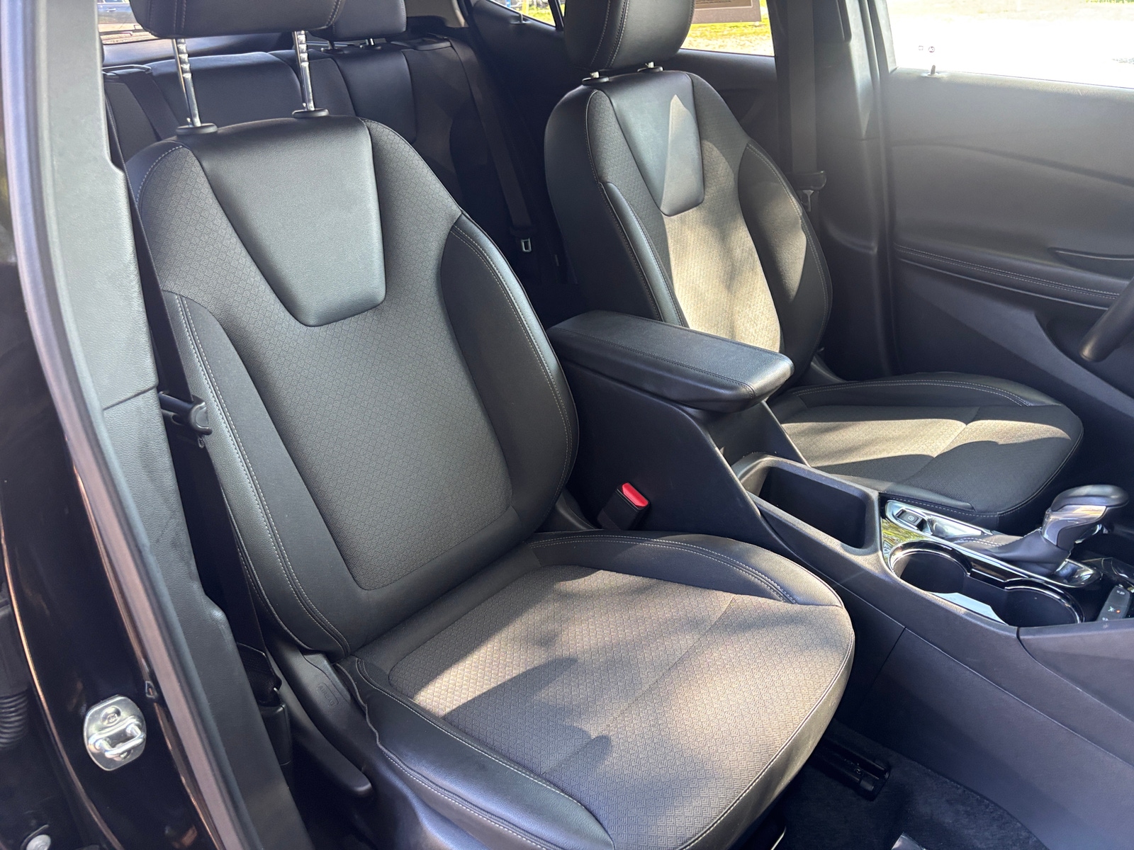 Thumbnail: 2025 Buick Encore GX - 2