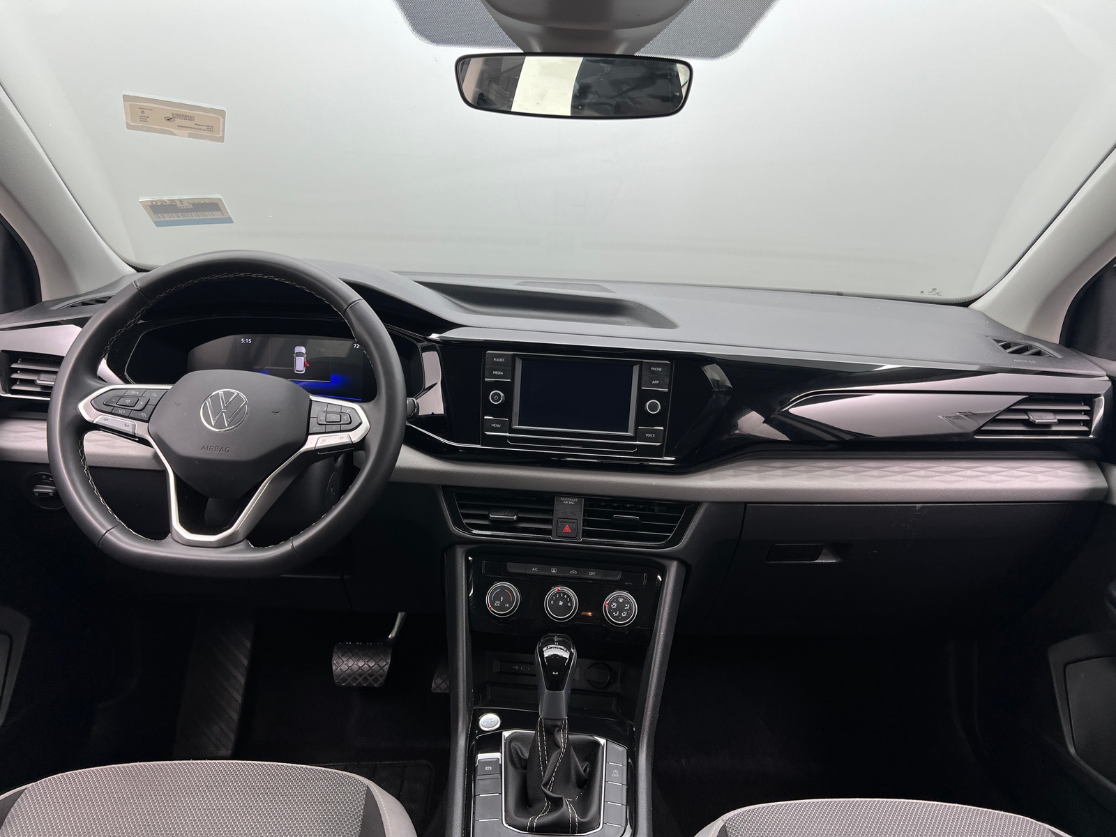 Thumbnail: 2024 Volkswagen Taos - 3