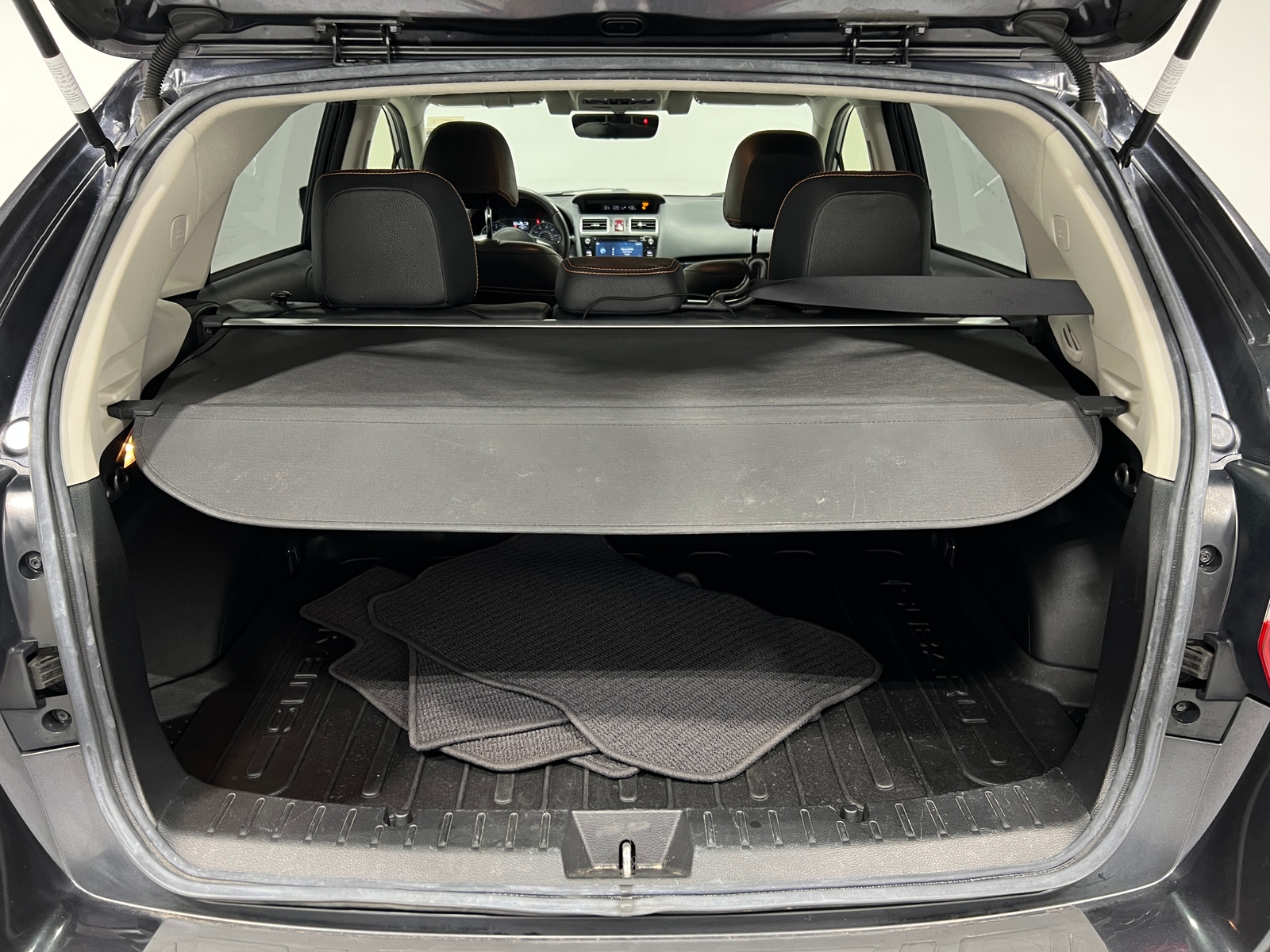 Thumbnail: 2017 Subaru Crosstrek - 6