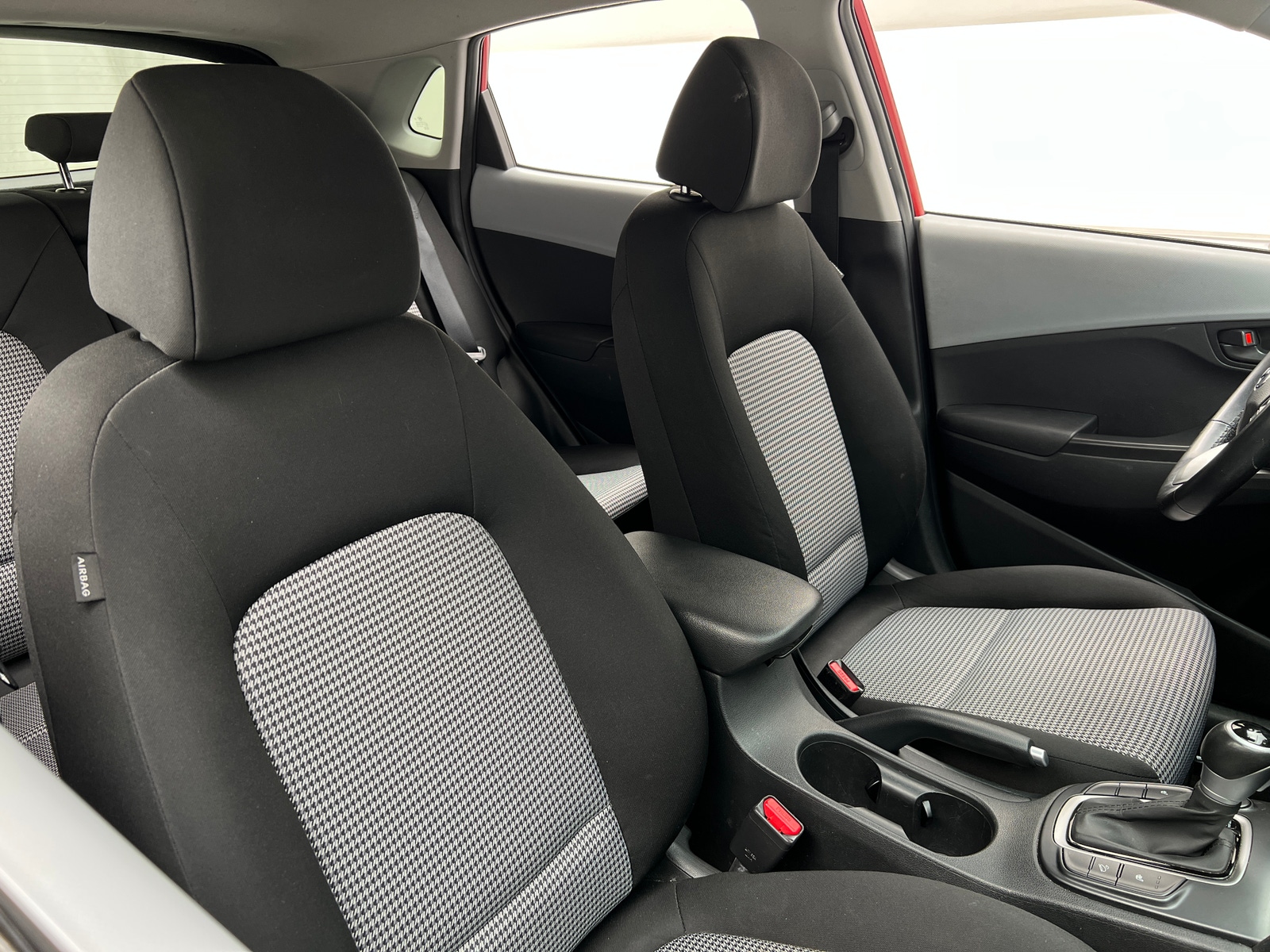 Thumbnail: 2021 Hyundai Kona - 2