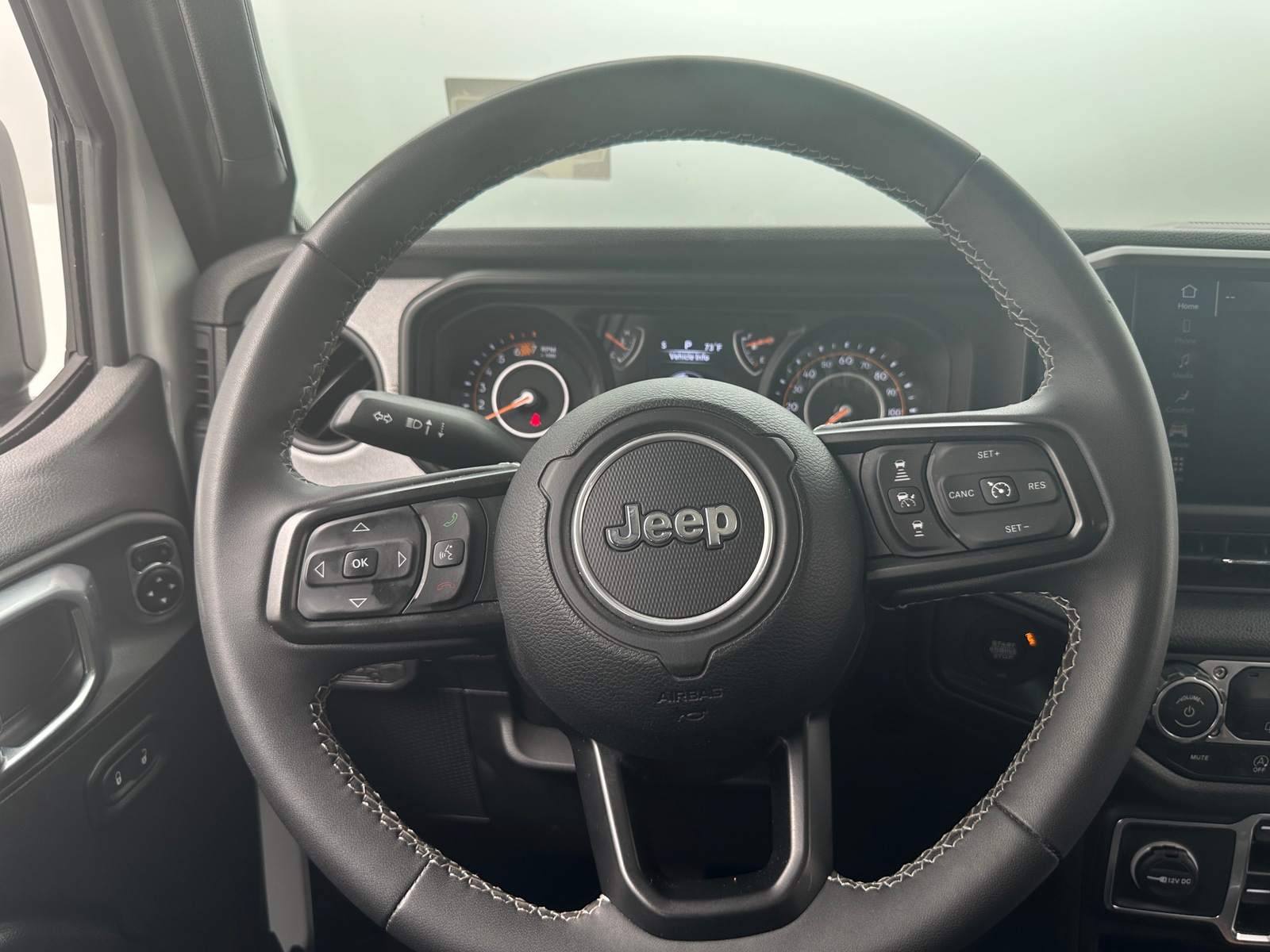 Thumbnail: 2025 Jeep Wrangler - 5