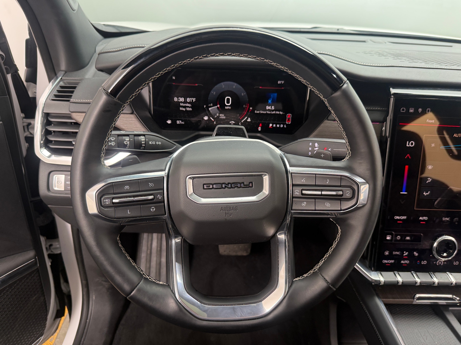 Thumbnail: 2024 GMC Acadia - 4