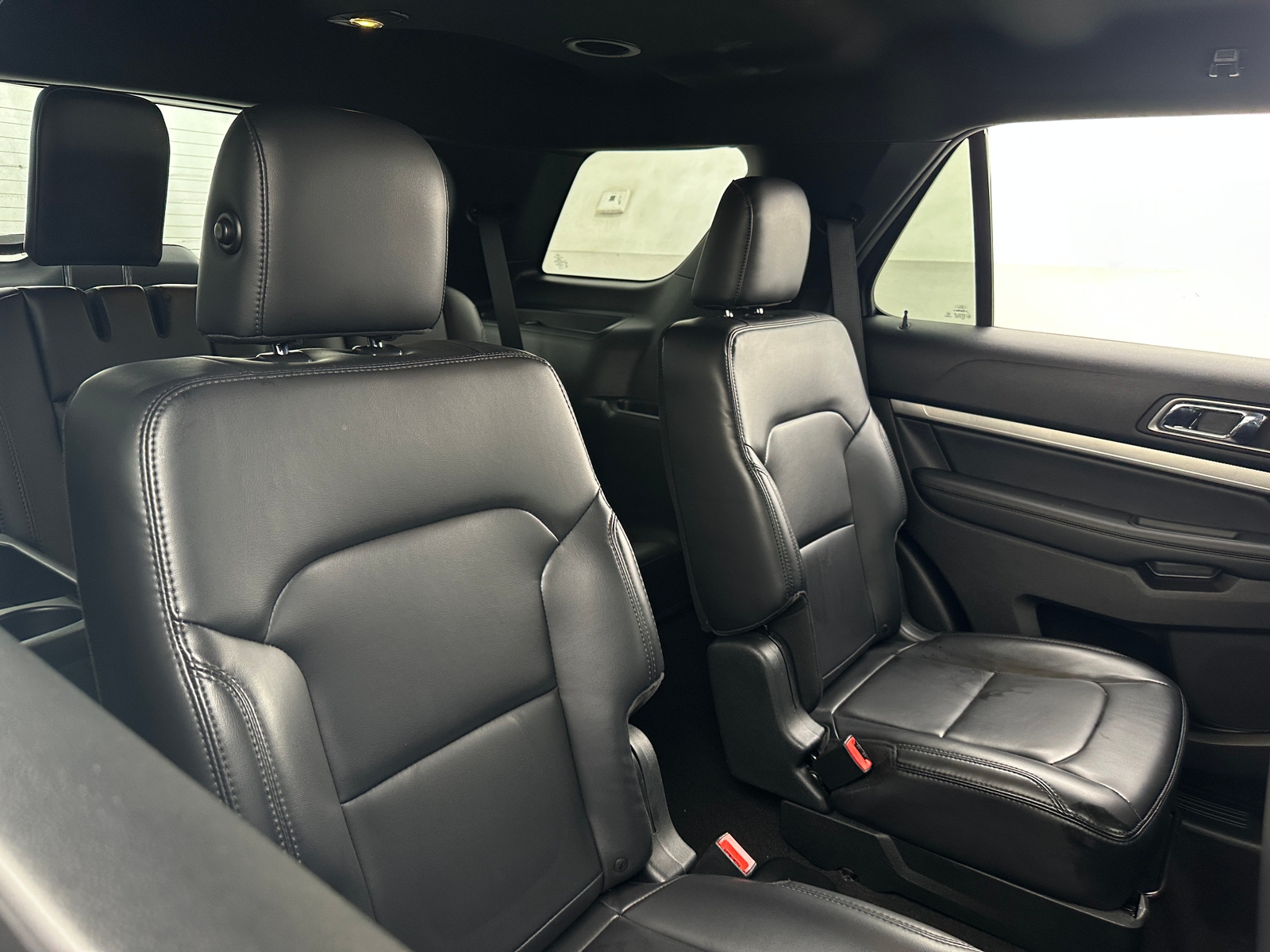 Thumbnail: 2019 Ford Explorer - 5