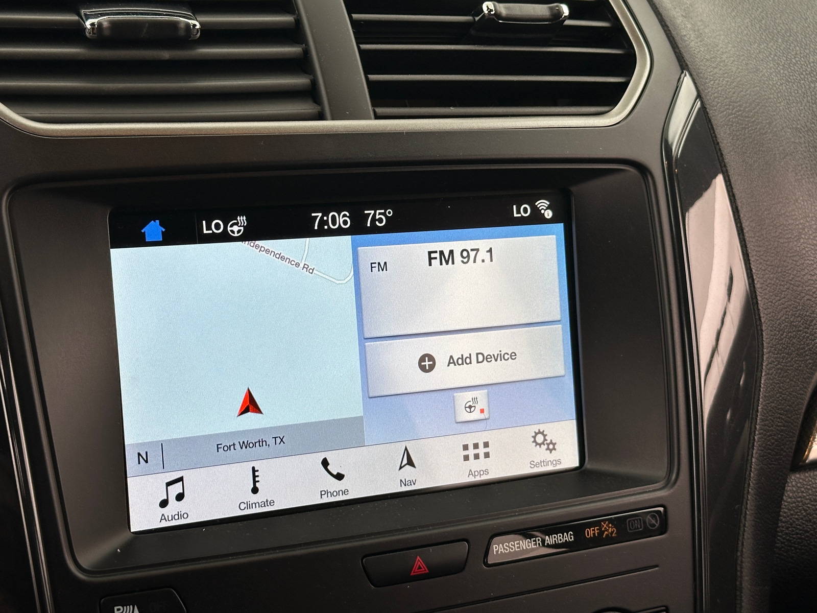 Thumbnail: 2019 Ford Explorer - 3