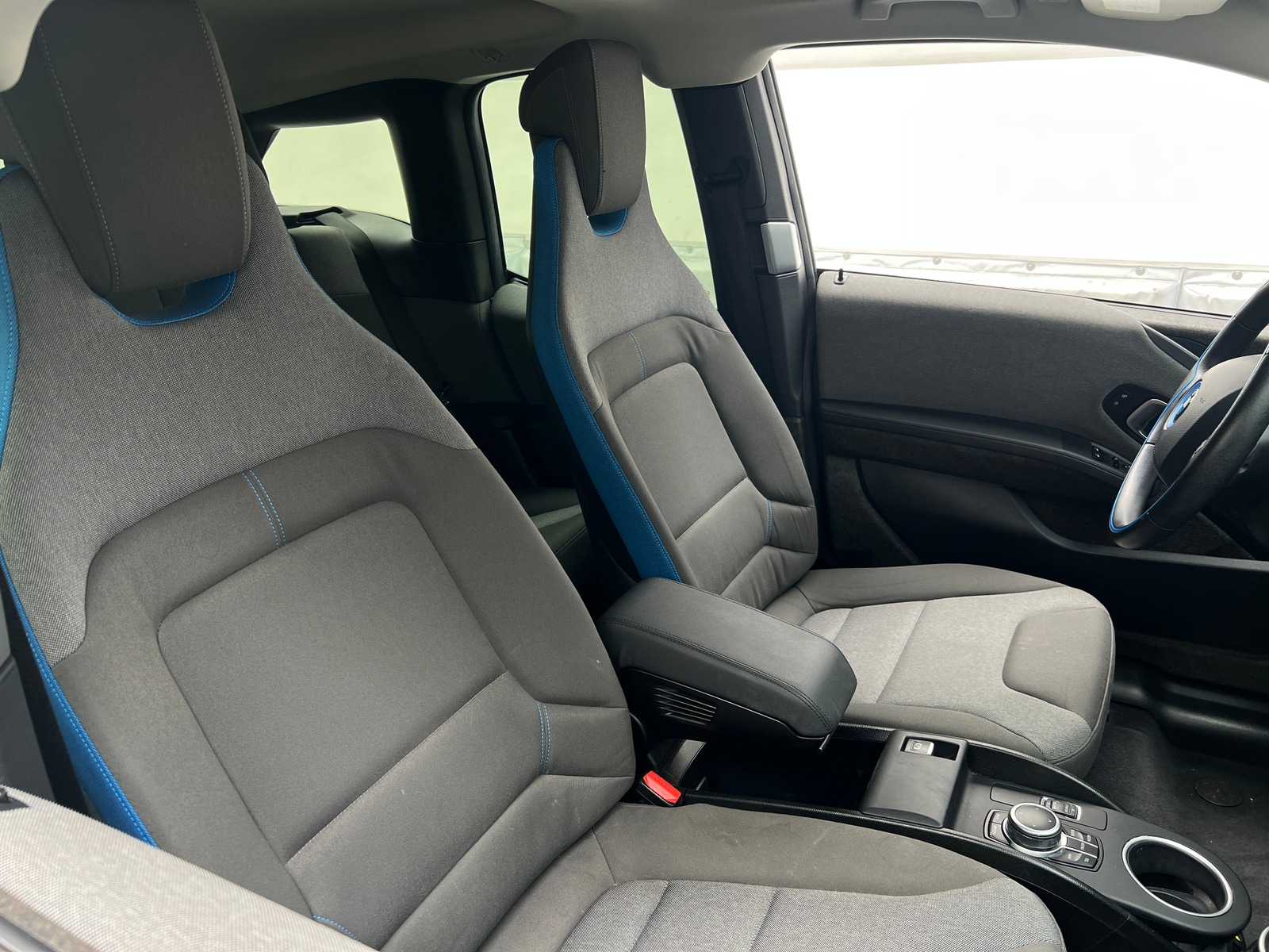 Thumbnail: 2018 BMW i3 - 2